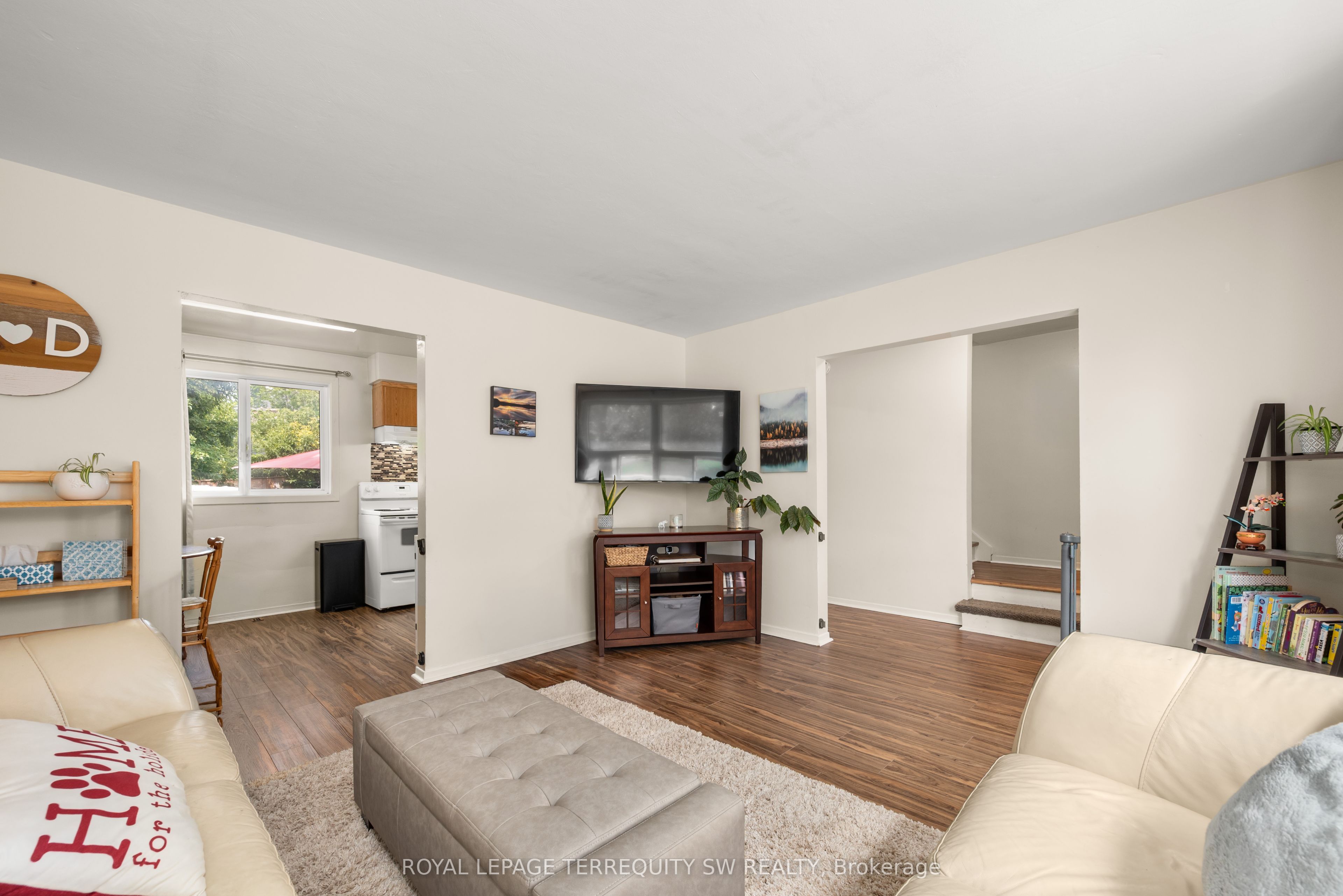 46 Northlin Park Road, Kawartha Lakes, ON K9V 4P4 photo 5