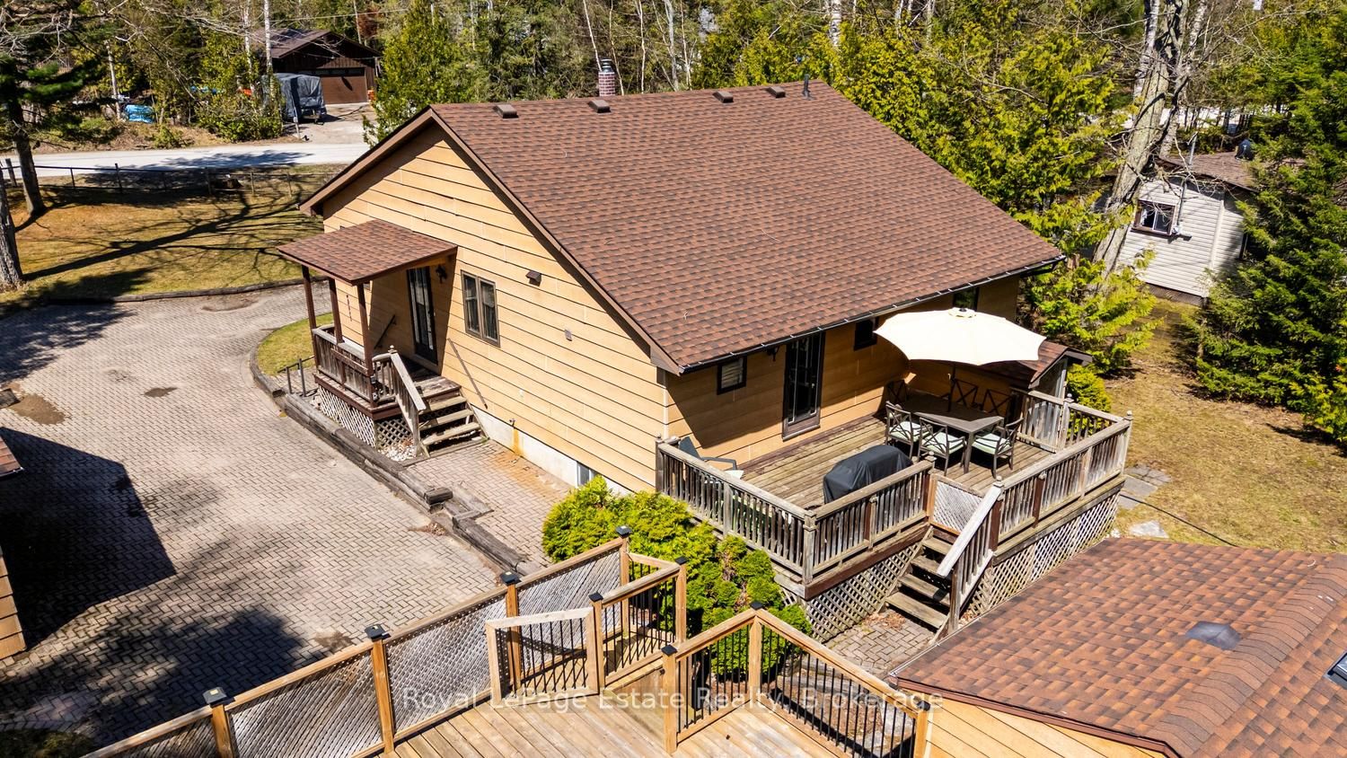 1207 Sauble Falls Road, South Bruce Peninsula, ON N0H 2G0 photo 5