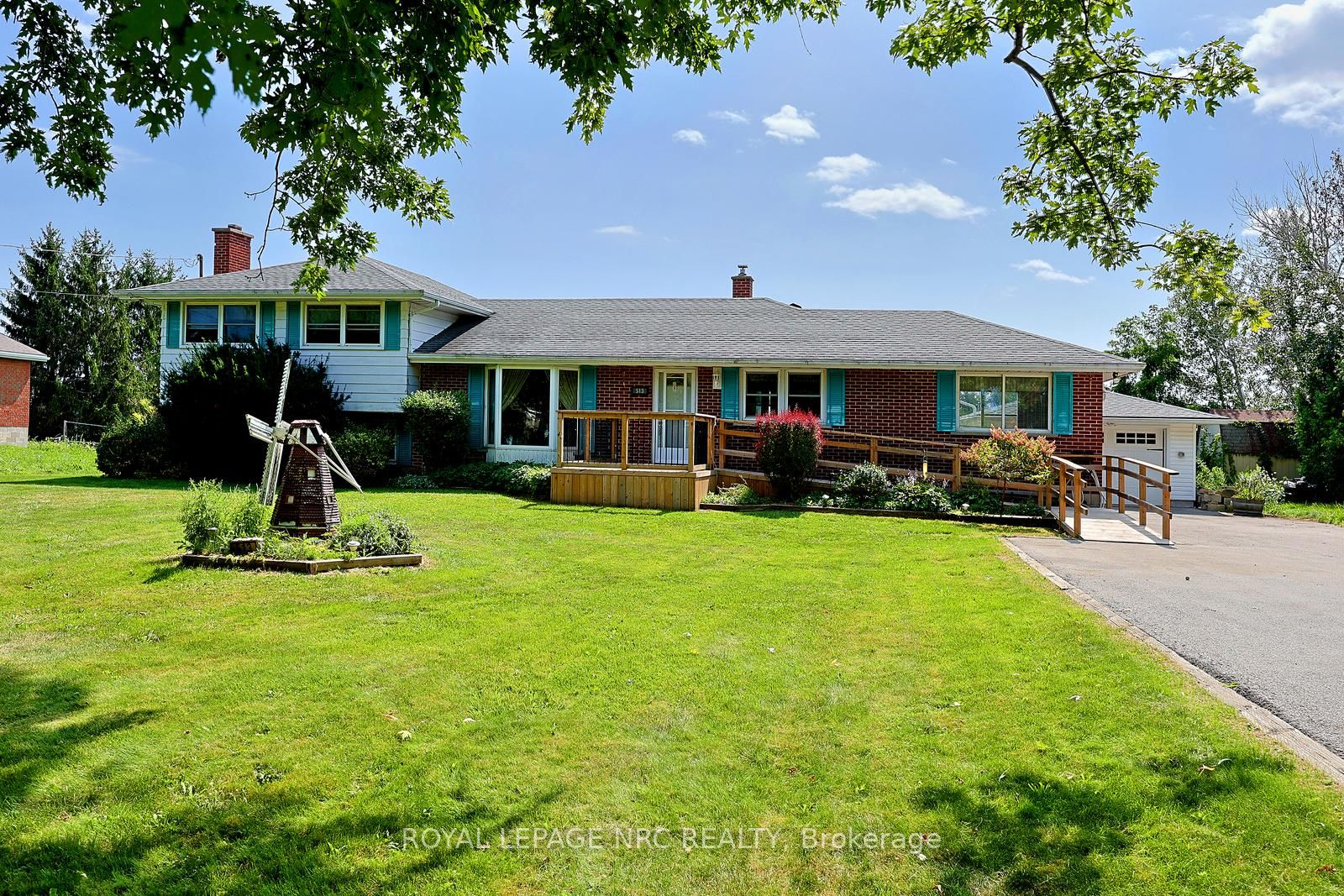 513 Ridge Road W, Grimsby, ON L3M 4E7 photo 3
