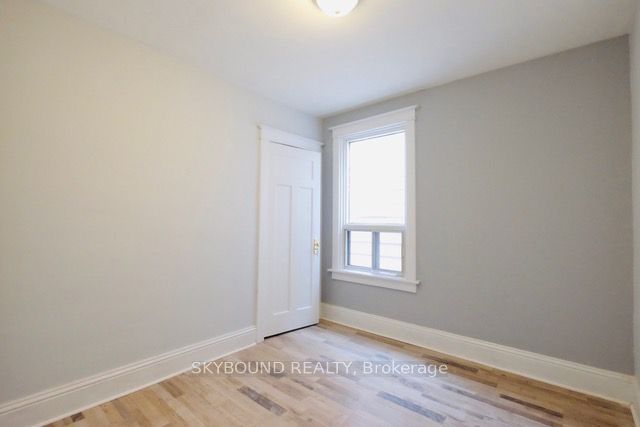 72 Somerset Avenue, Hamilton, ON L8L 2L7 photo 3