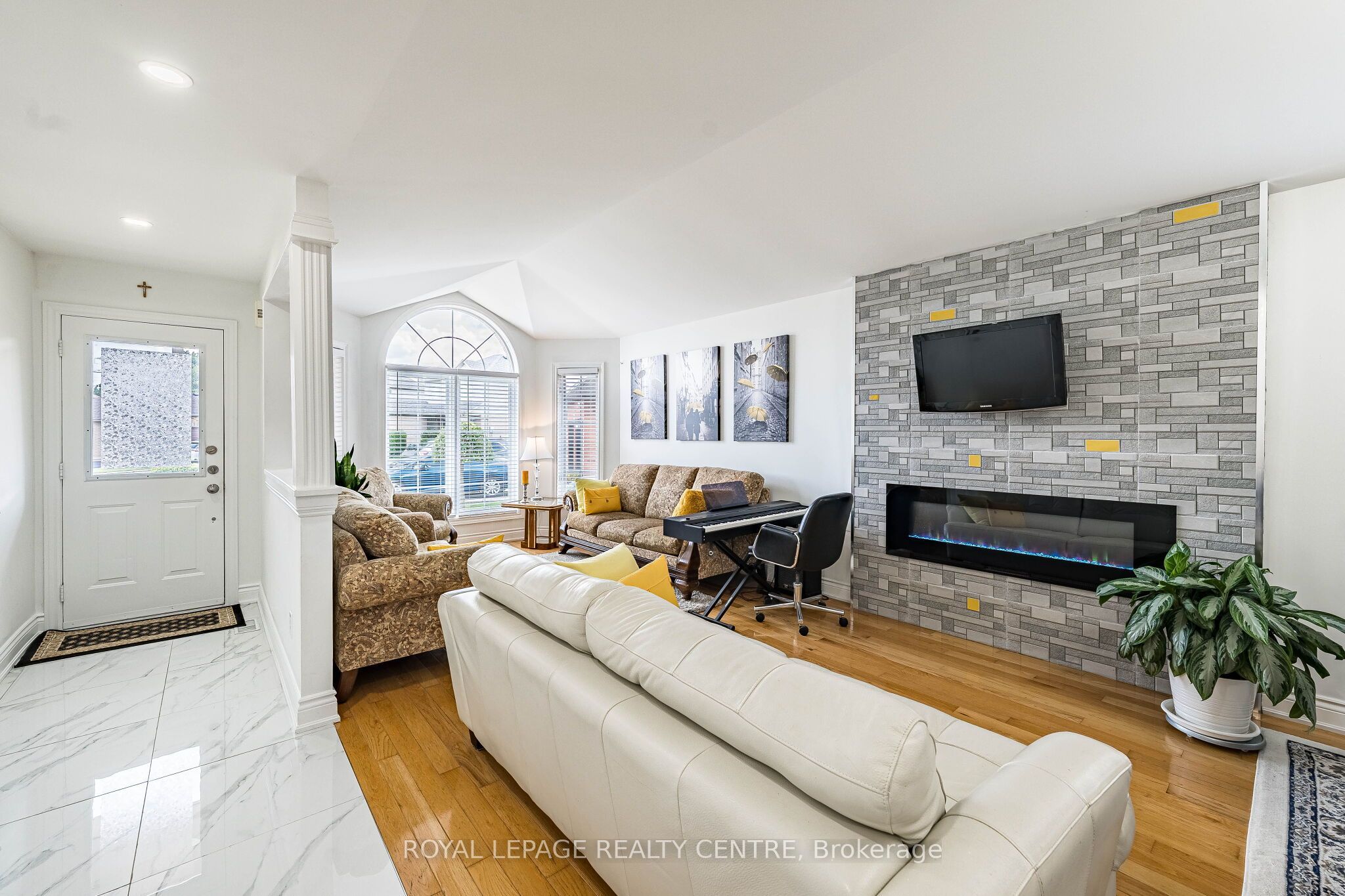 3 Vineberg Drive, Hamilton, ON L9B 2P6 photo 3