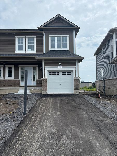 121 Gildersleeve Boulevard, Loyalist, ON K0H 1G0