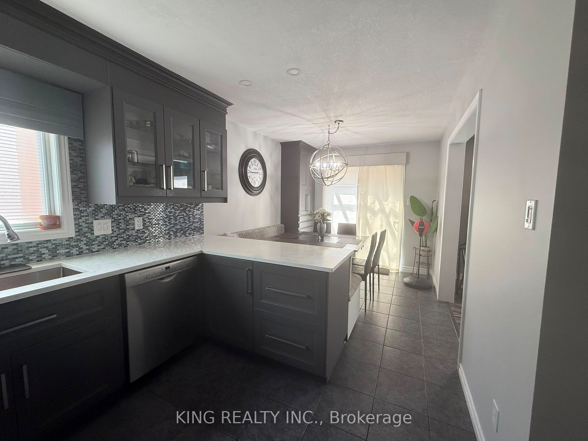 2029 FOXWOOD Avenue, London North, ON N6G 0C6 photo 4