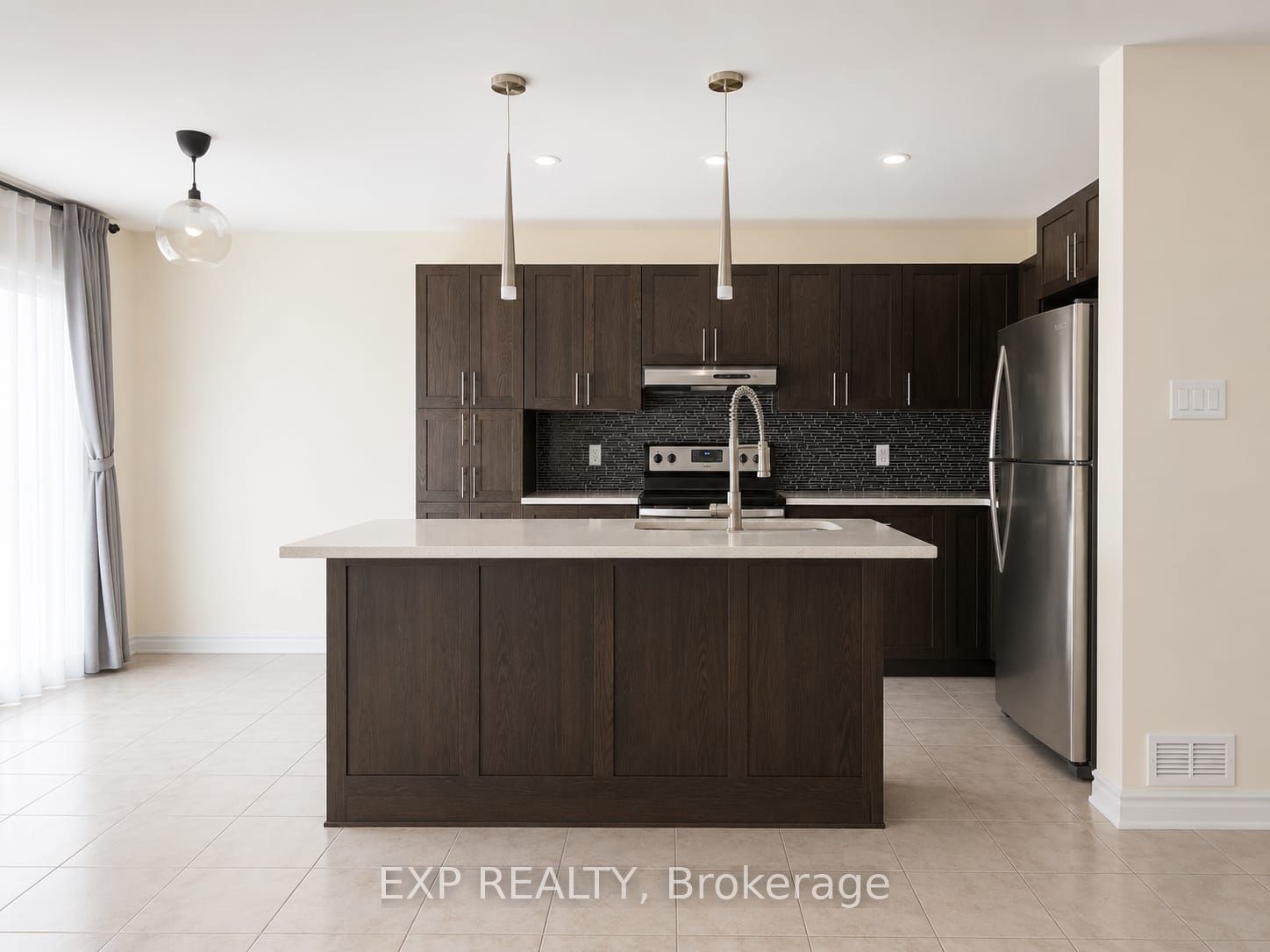 55 Fallengale Crescent, Kanata, ON K2T 0K9 photo 4