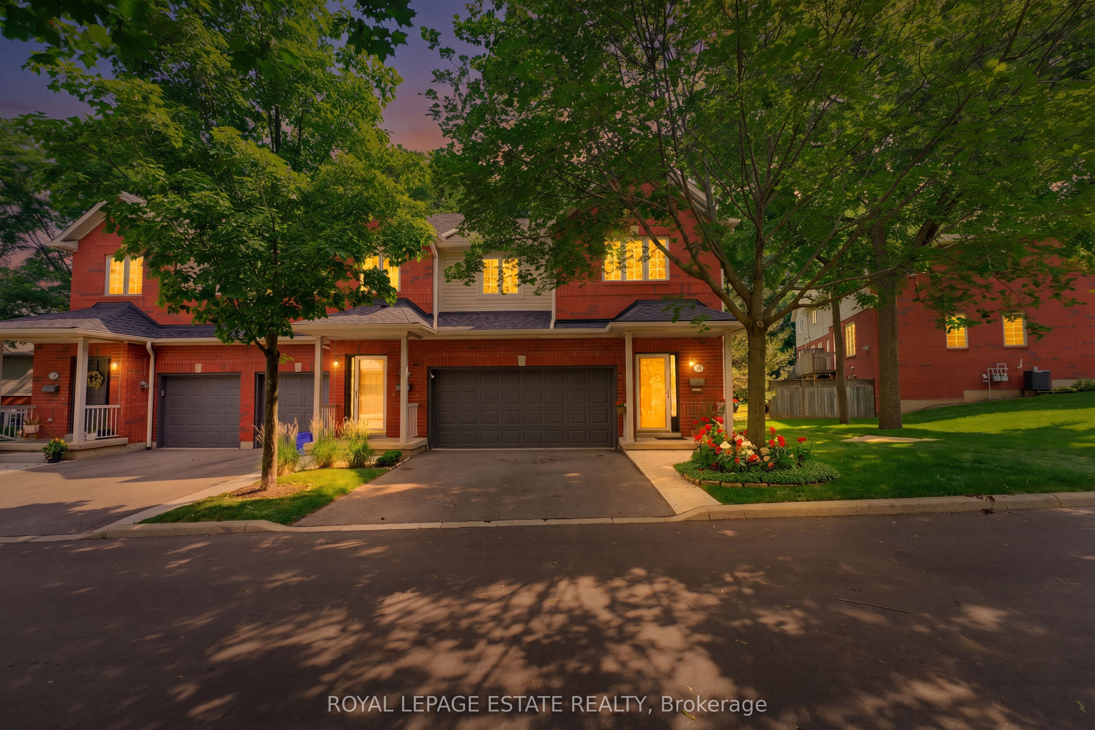 120 Beddoe Drive 20, Hamilton, ON L8P 4Z4 photo 3