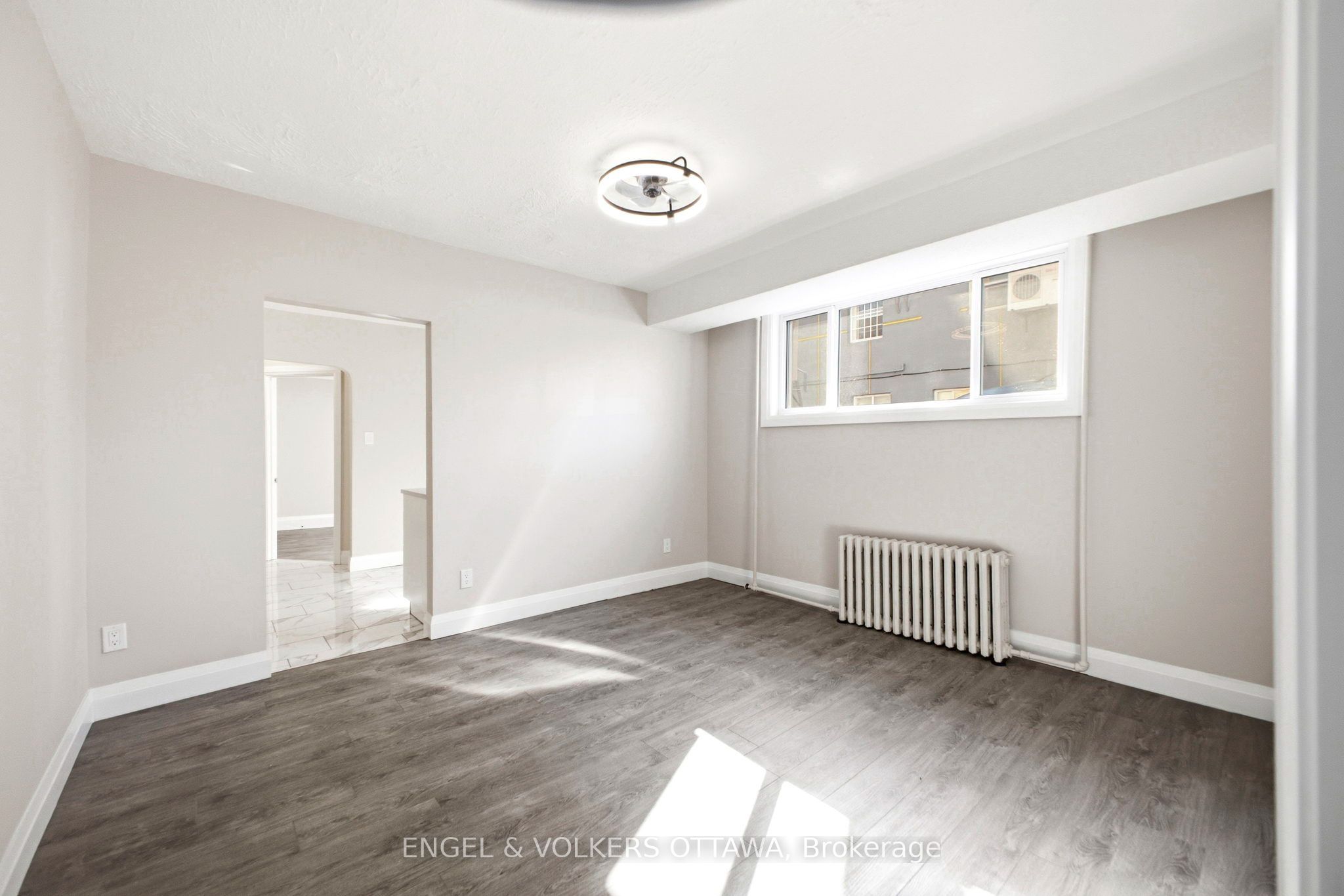 287 St Laurent Boulevard 1, Manor Park - Cardinal Glen and Area, ON K1K 2Z3 photo 3