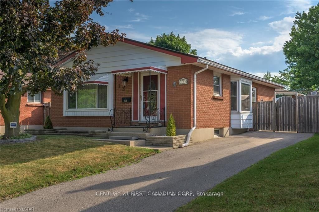 138 Harding Crescent, London South, ON N6E 1G3