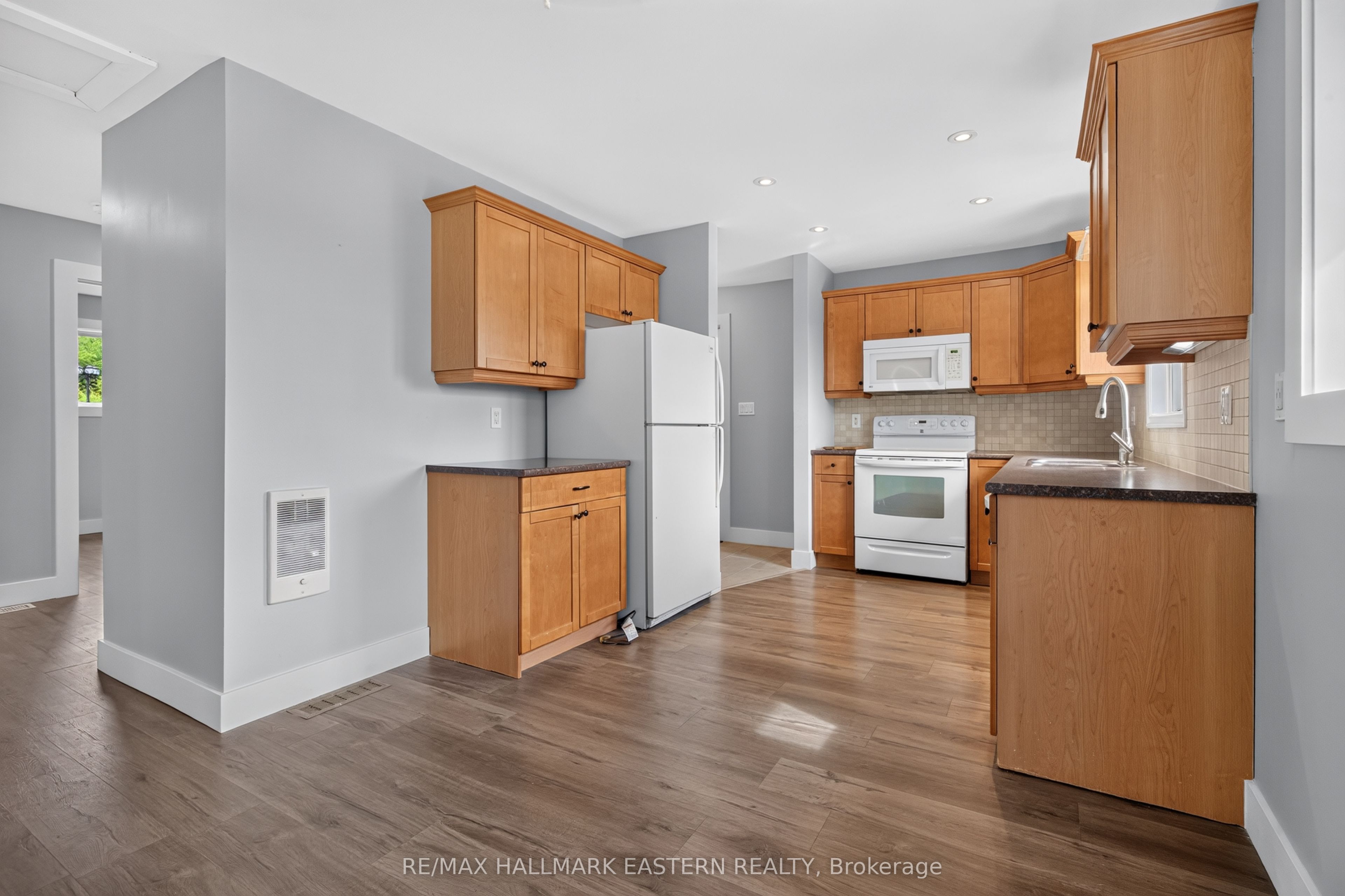 219 North Indian Road E, Asphodel-Norwood, ON K0L 1Y0 photo 4
