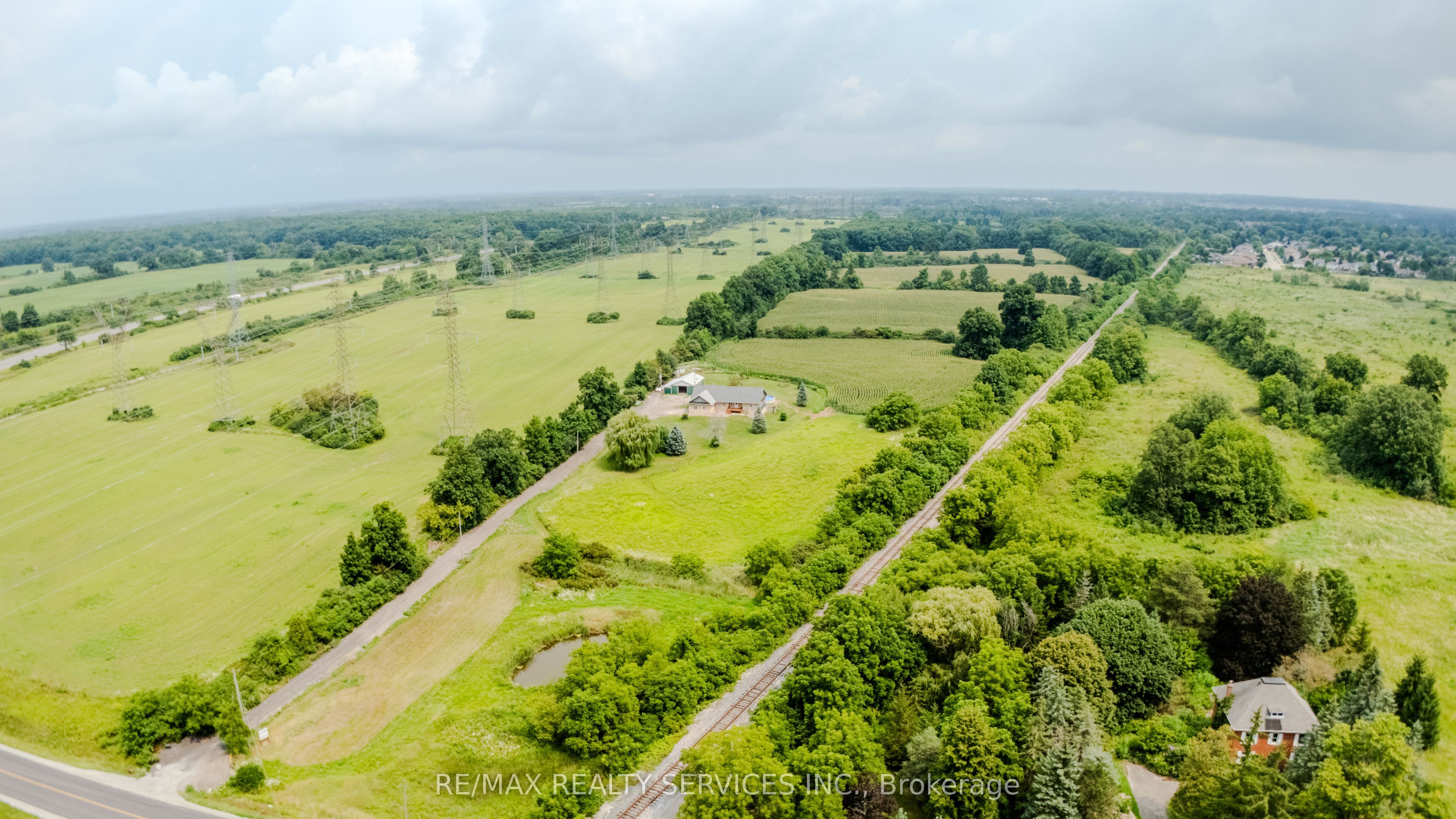 107 6th Line, Haldimand, ON N3W 1Y8 photo 4