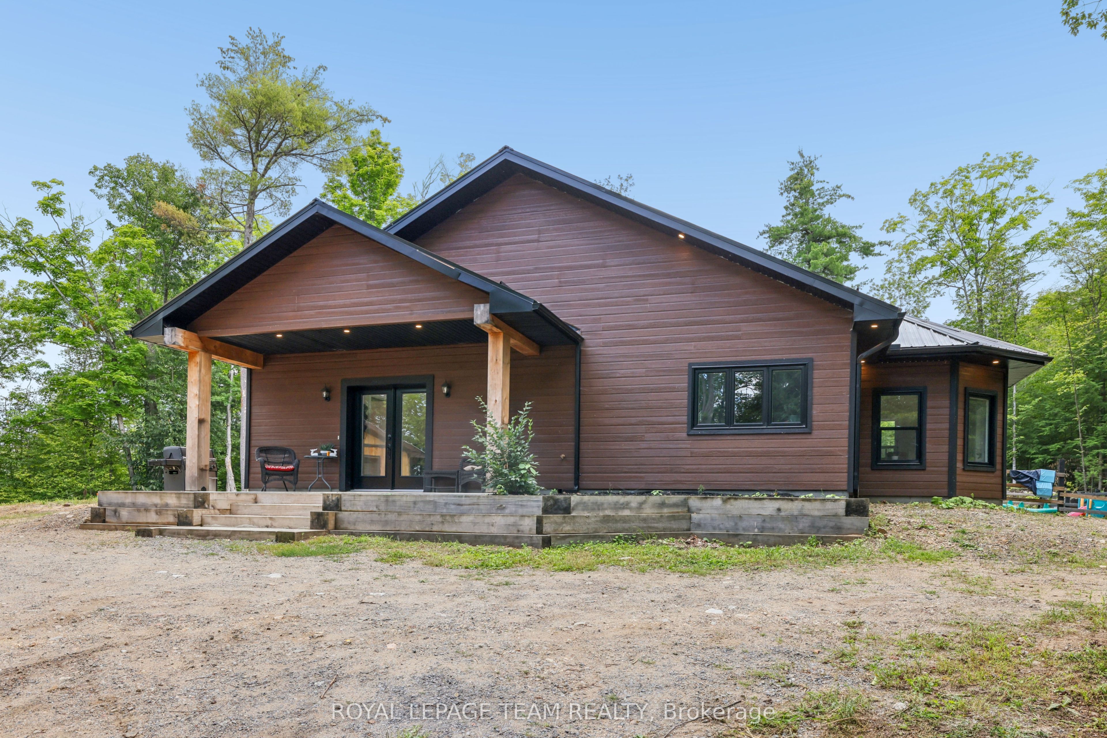 921 Ferguson Lake Road, Greater Madawaska, ON K0J 1H0 photo 3