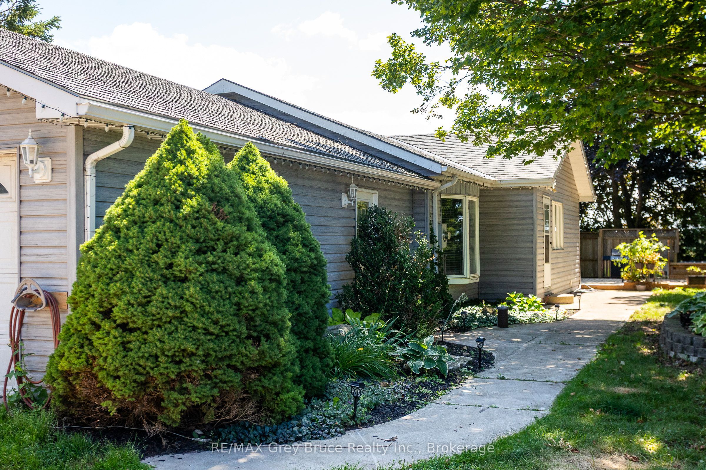 21486 Grey 16 Road, Chatsworth, ON N0H 2N0 photo 2