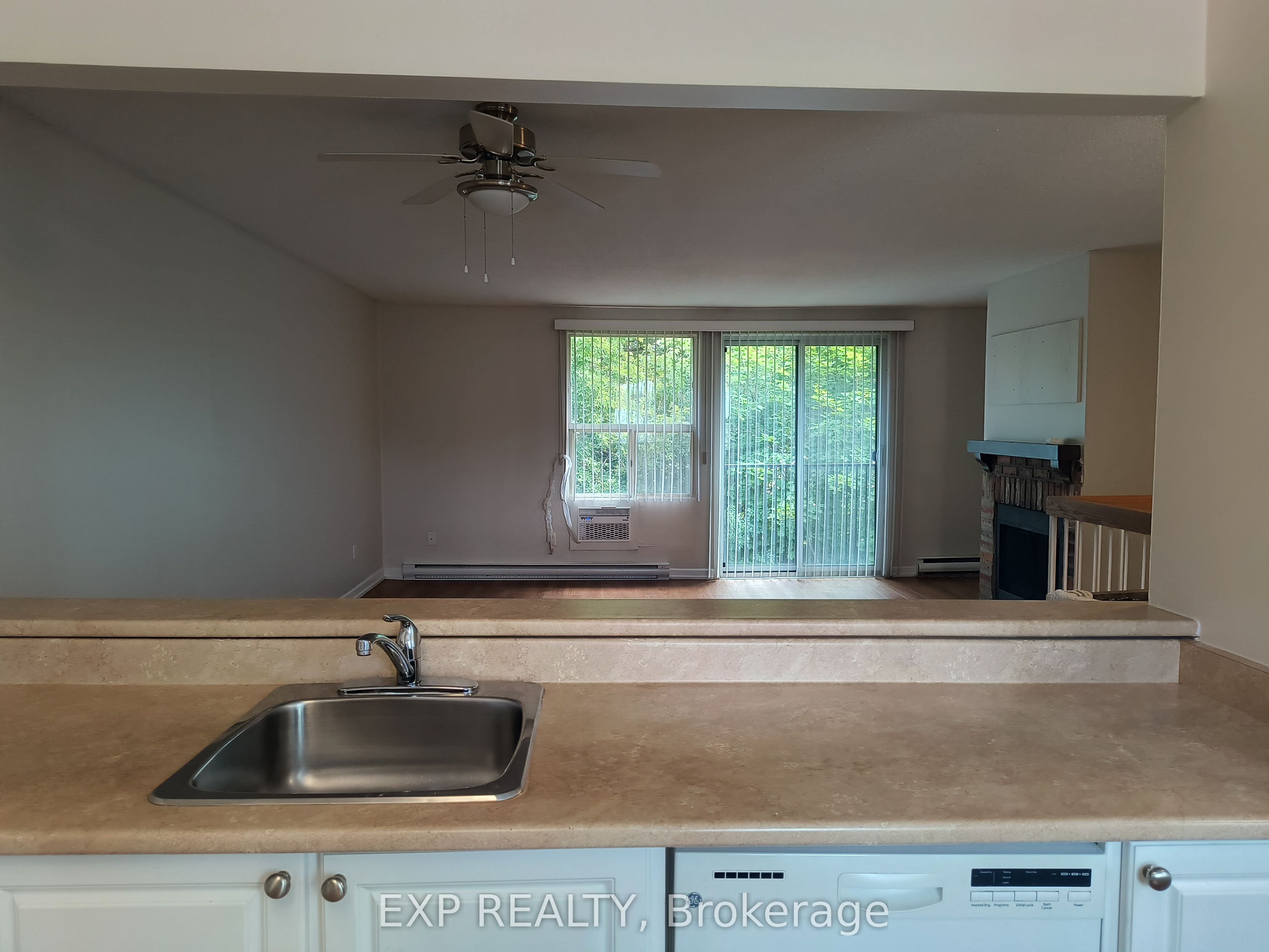 1310 Richmond Road 003, Britannia - Lincoln Heights and Area, ON K2B 8L3 photo 3
