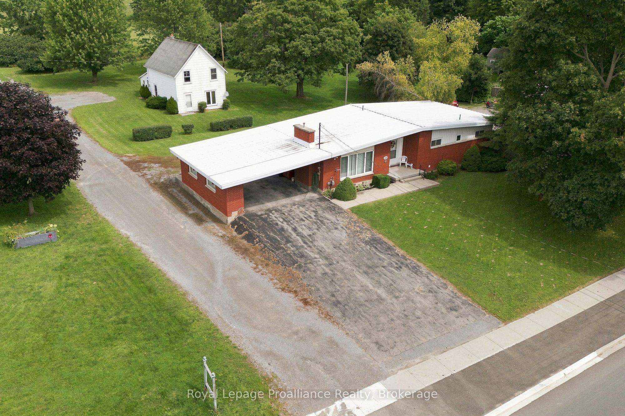 380-384 Main Street, Prince Edward County, ON K0K 1G0