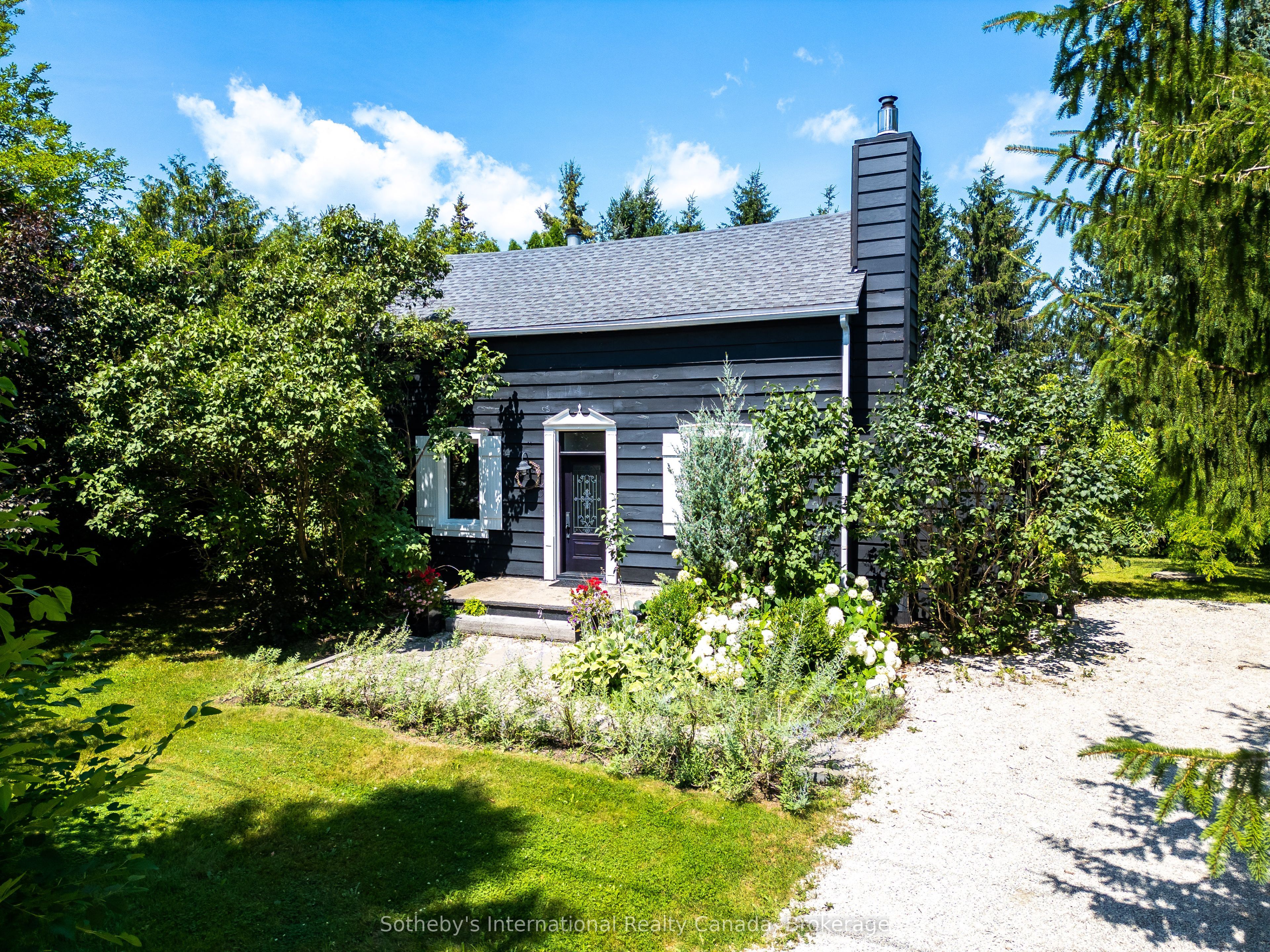 119 Matilda Street, Blue Mountains, ON N0H 1J0 photo 2