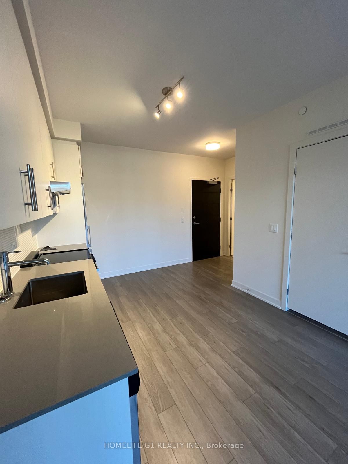 212 Kingwilliams Street 522, Hamilton, ON L8R 3N9 photo 5