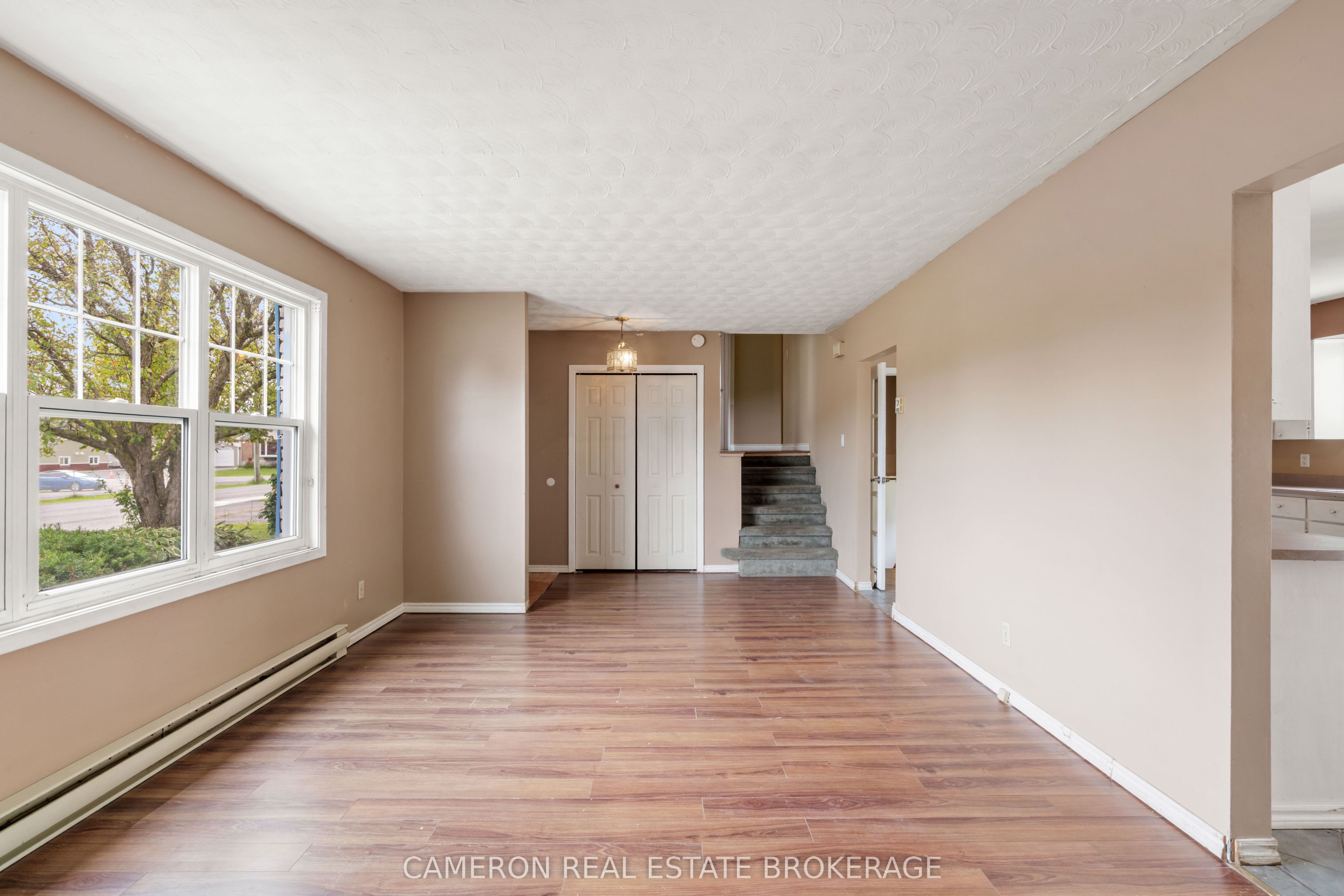 1706 Alguire Street, Cornwall, ON K6J 3N2 photo 3