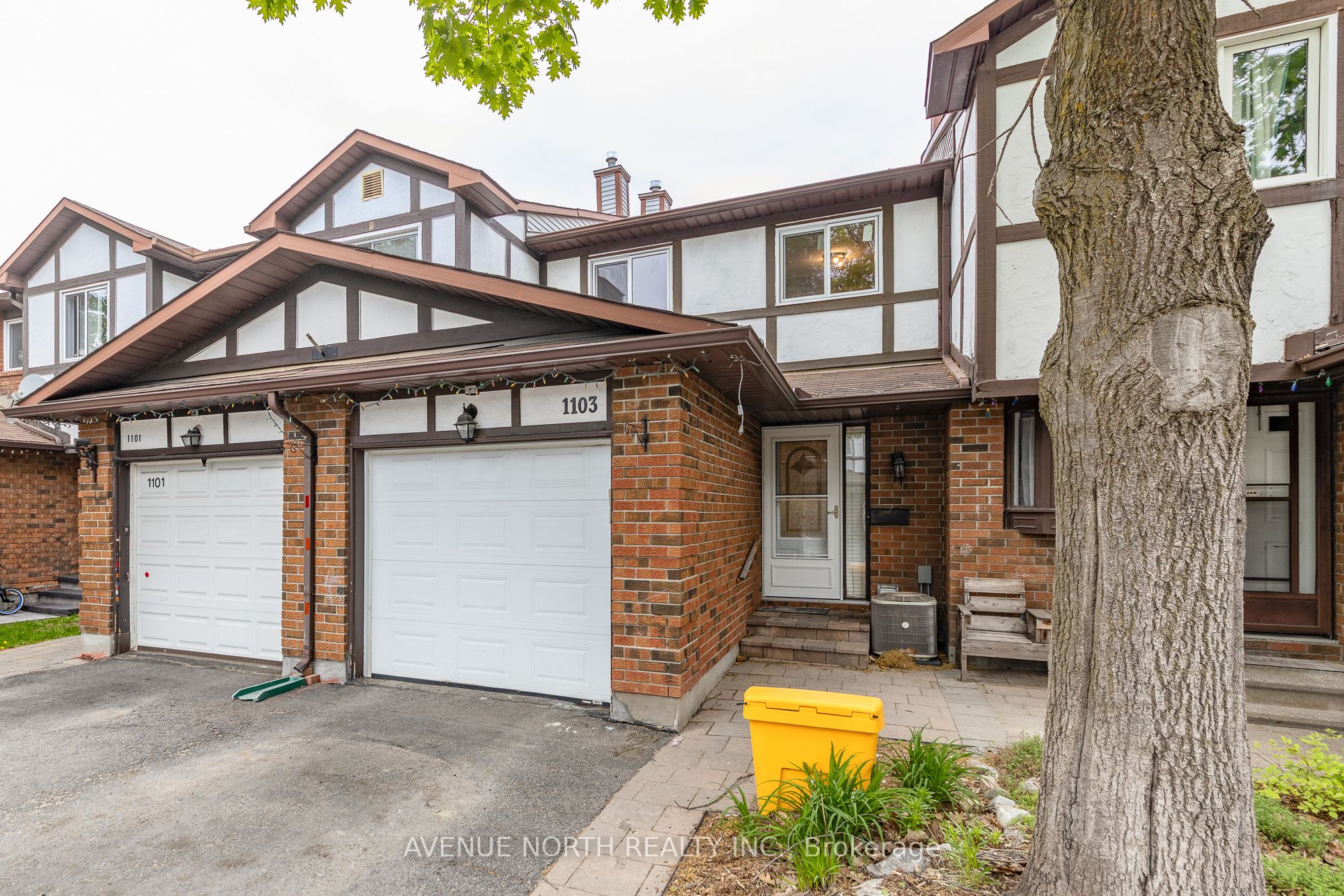 1103 Millwood Court, Orleans - Convent Glen and Area, ON K1C 3E9