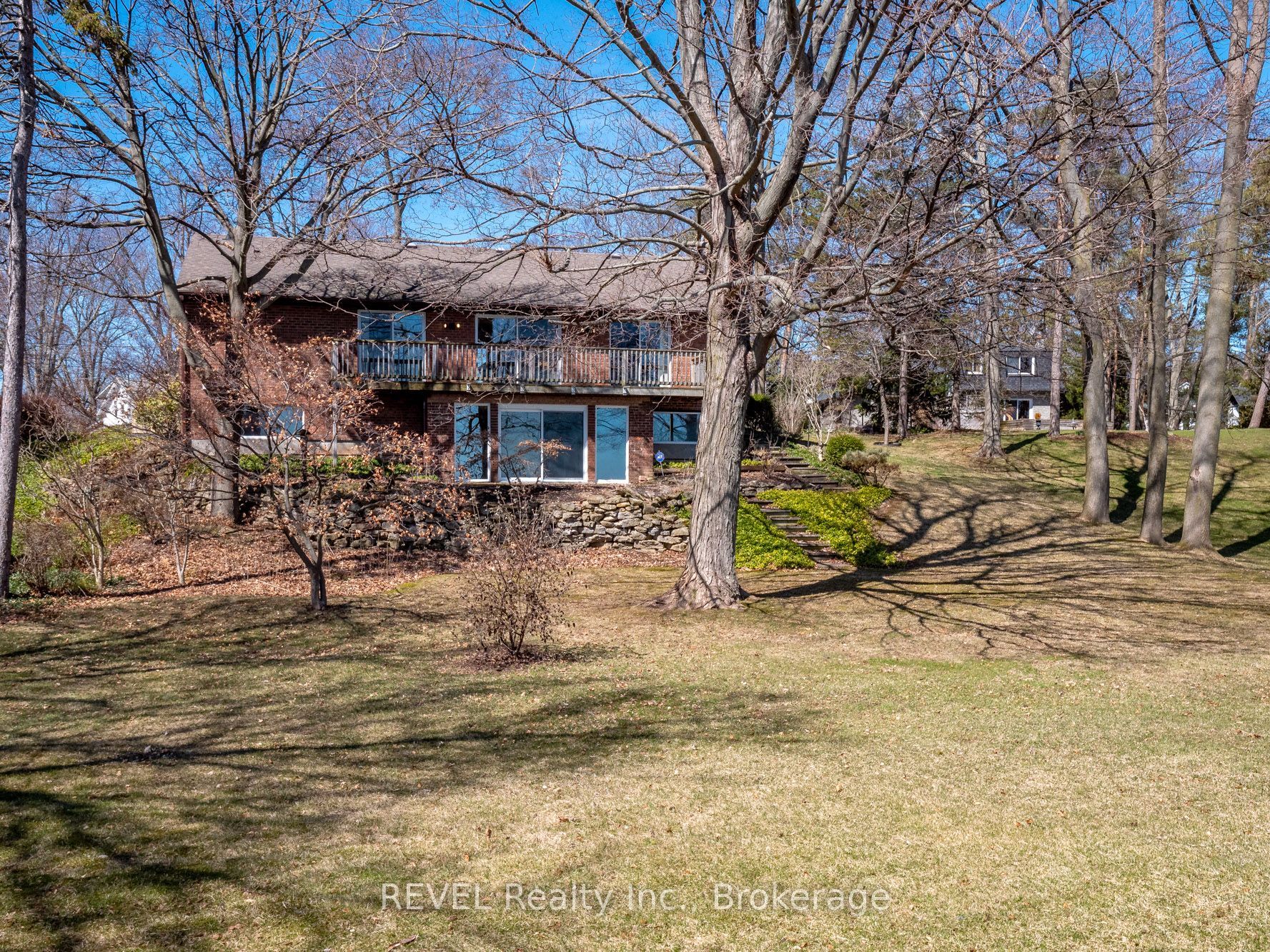 254 Prospect Point Road, Fort Erie, ON L0S 1N0 photo 2