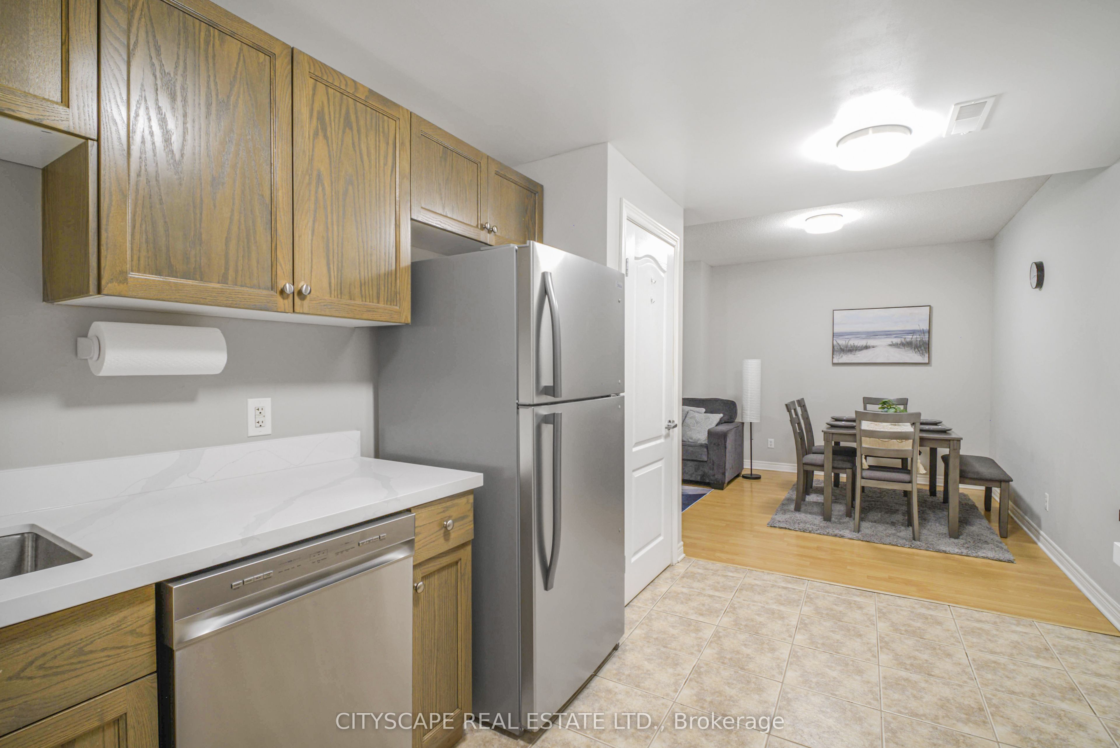 6350 Dorchester Road 104, Niagara Falls, ON L2G 0A1 photo 5