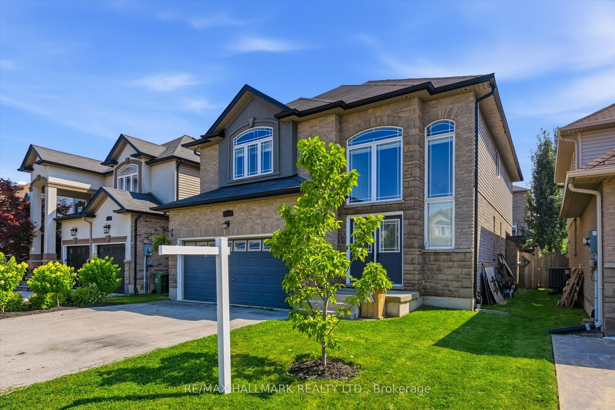 1334 Upper Paradise Road, Hamilton, ON L9B 0C3 photo 3