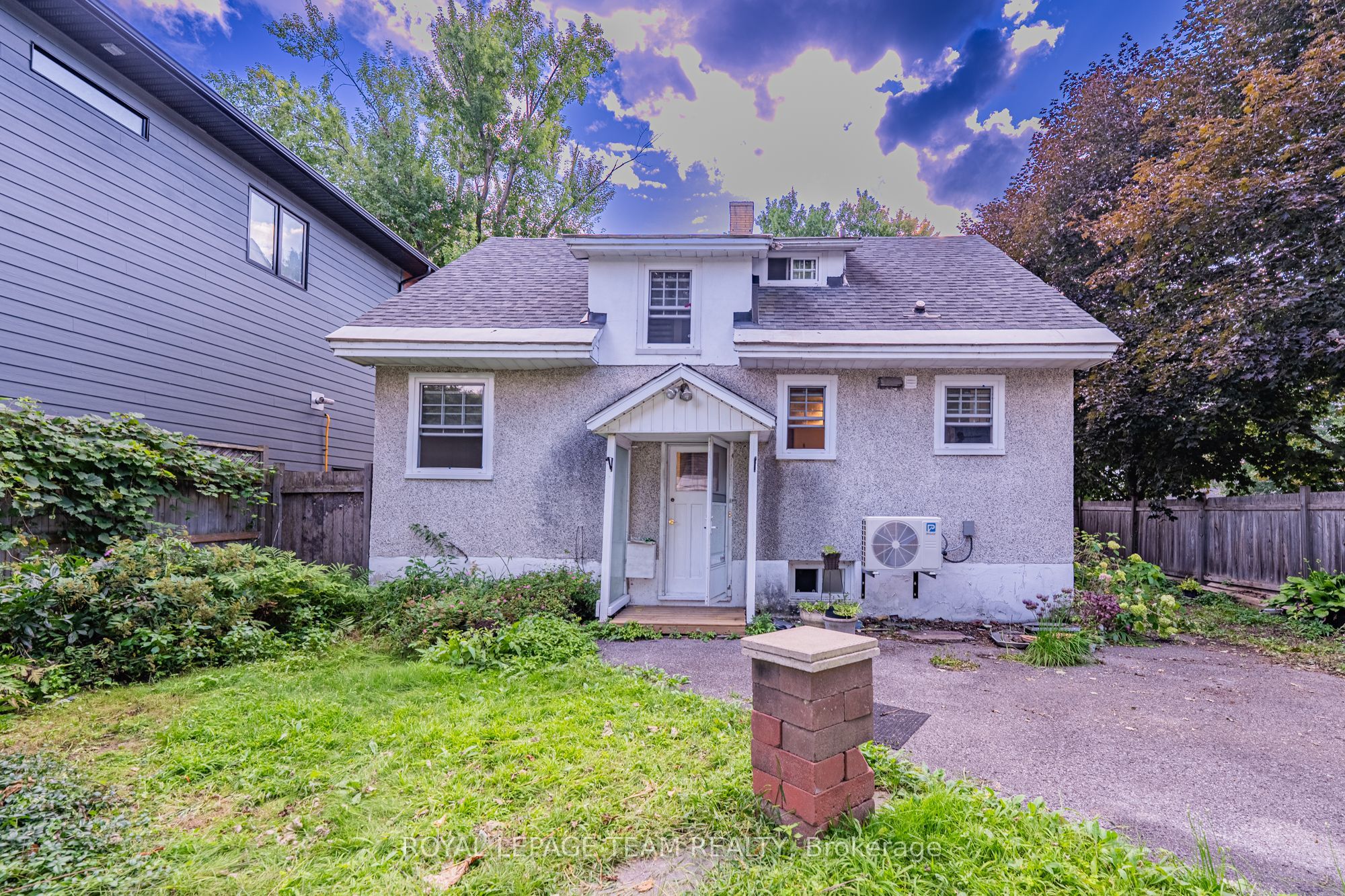 229 Daniel Avenue, Tunneys Pasture and Ottawa West, ON K1Y 0C7 photo 5