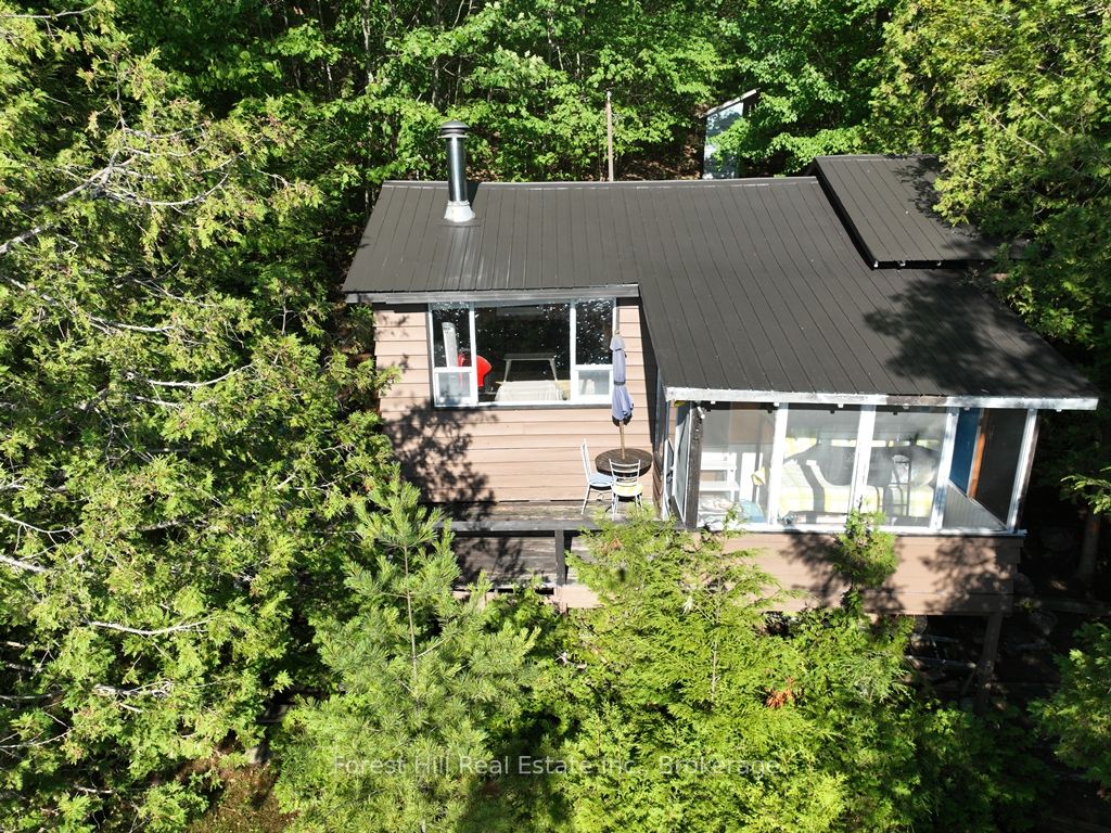 10689 Kawagama Lake WAO, Algonquin Highlands, ON P0A 1E0 photo 2