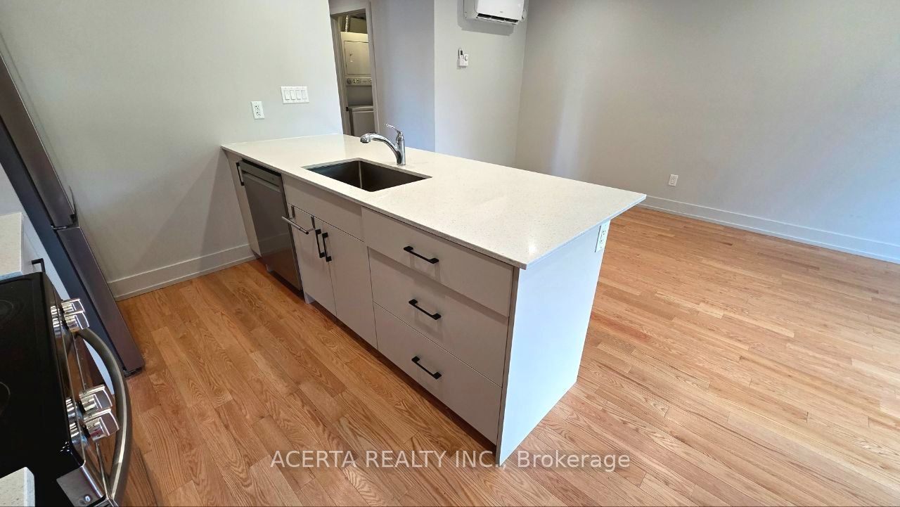 1250 Trenton Avenue A, Carlington - Central Park, ON K1Z 8J9 photo 4