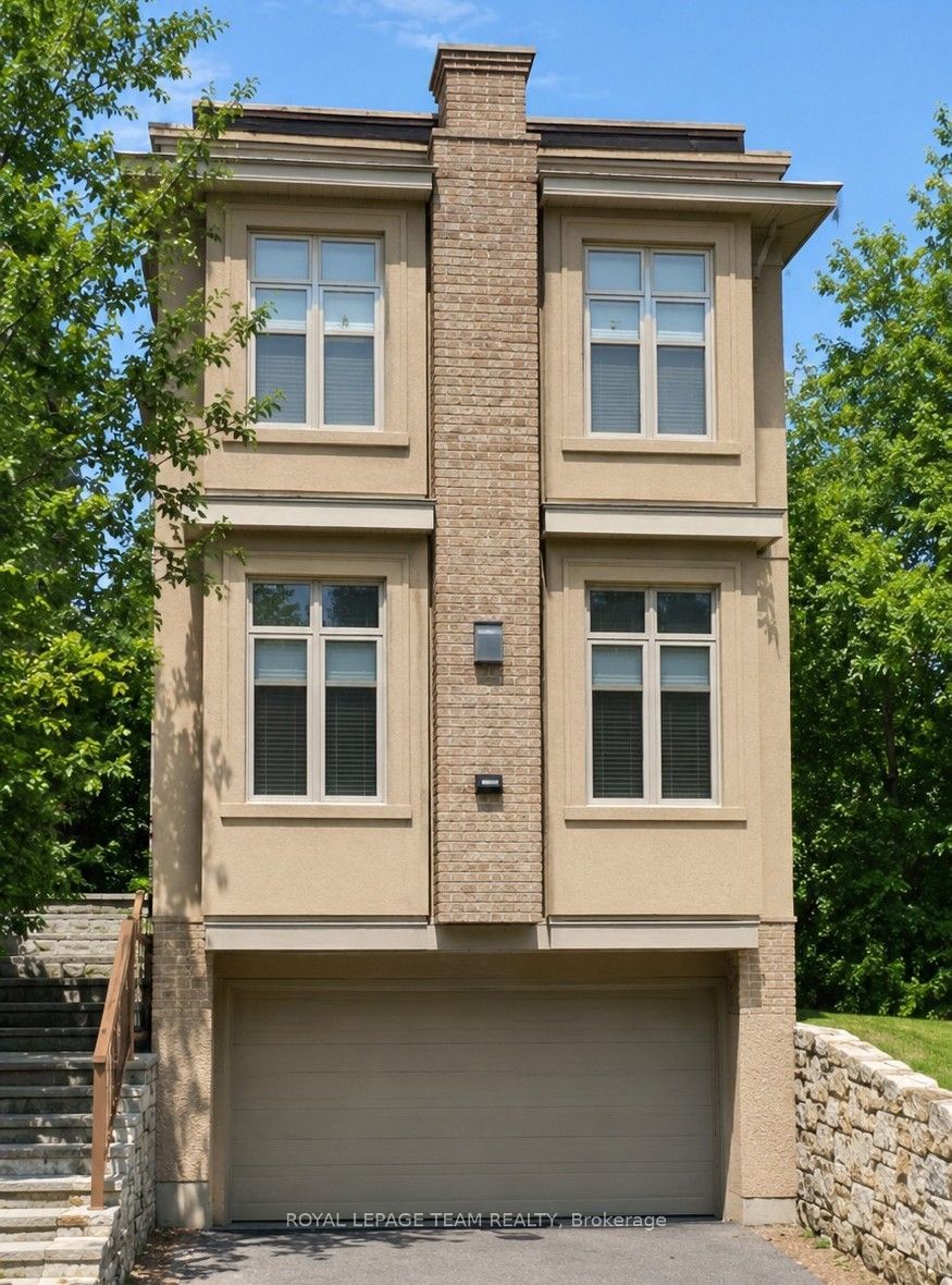 291 Ferndale Avenue, Westboro - Hampton Park, ON K1Z 6P9