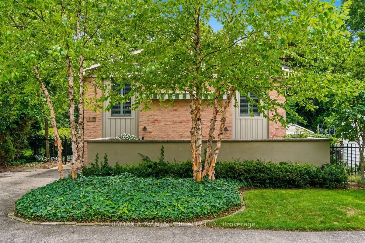 195 Emery Street E Rear, London South, ON N6C 2E3
