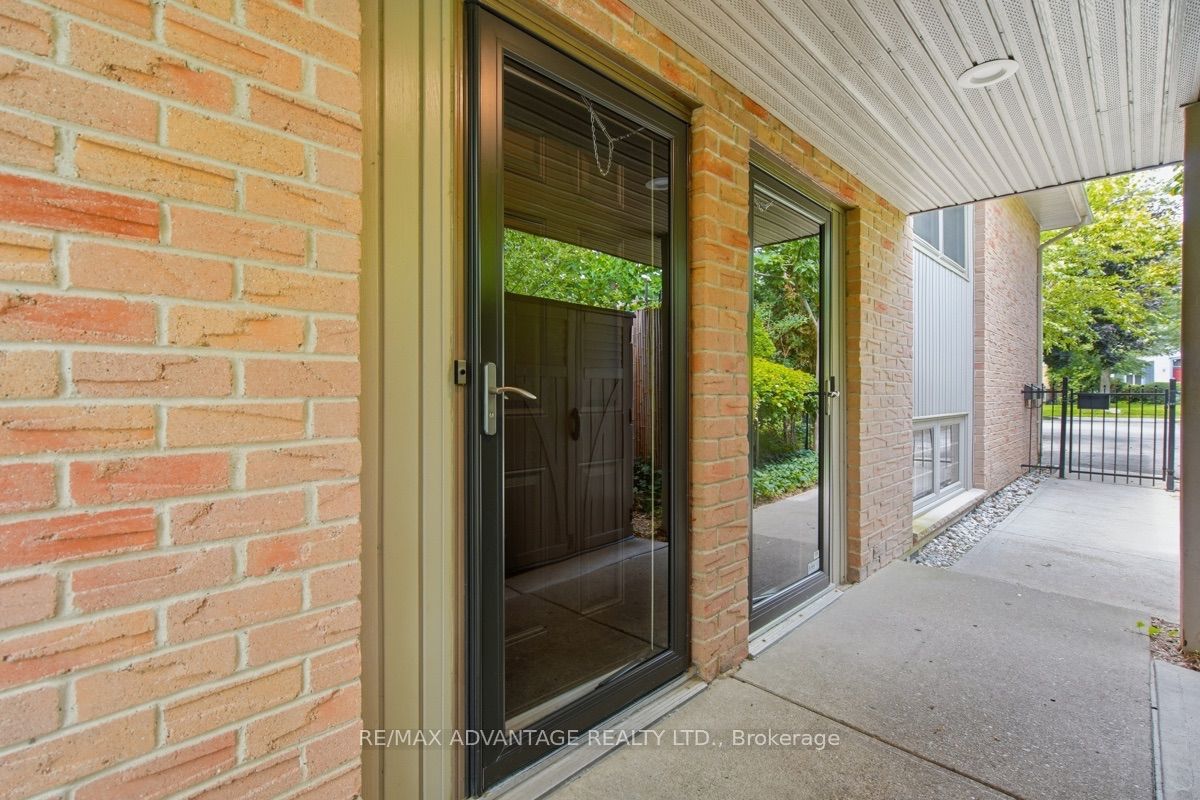 195 Emery Street E Rear, London South, ON N6C 2E3 photo 3