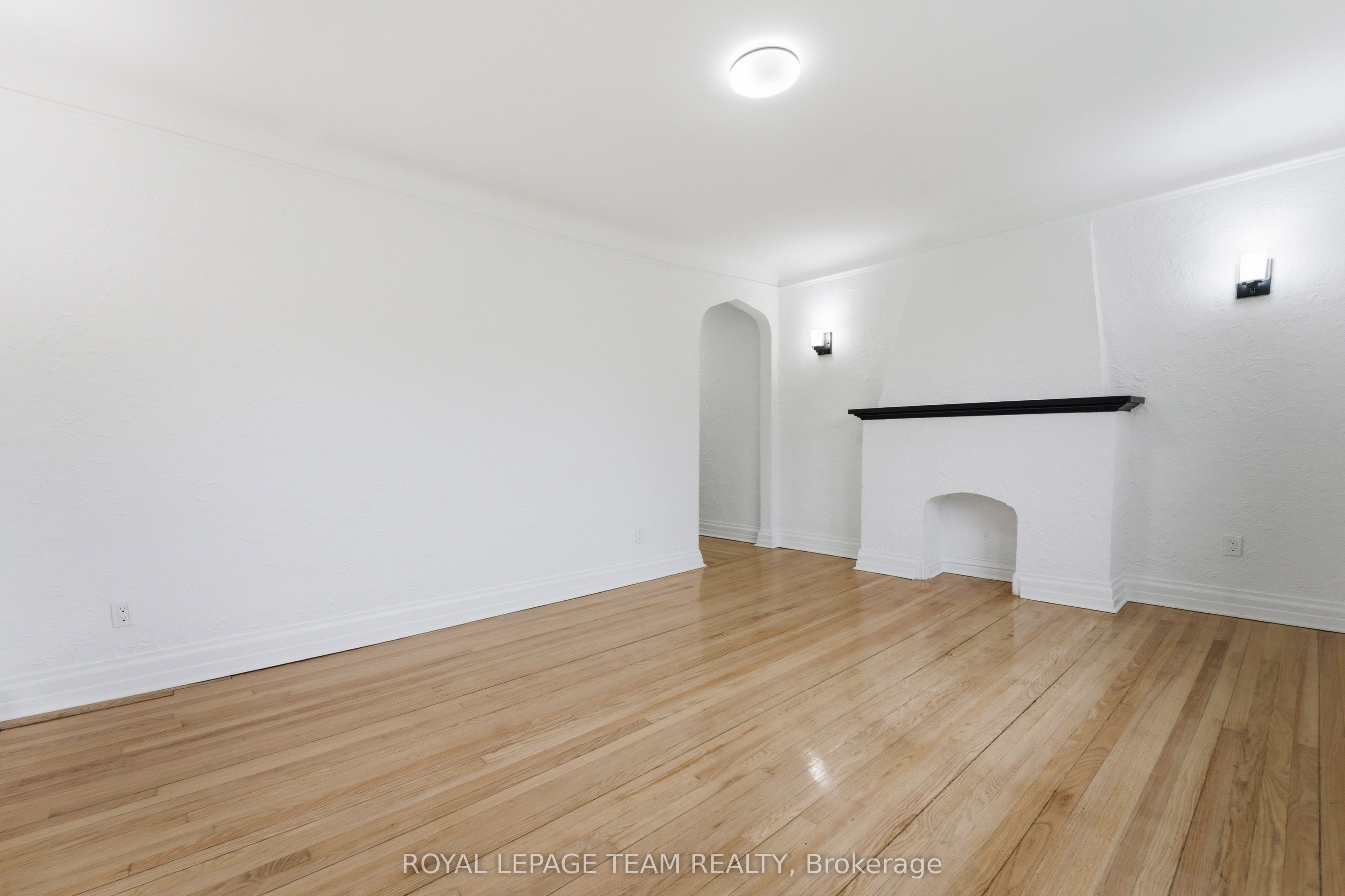 235 Cooper Street 30, Ottawa Centre, ON K2P 1L7 photo 5