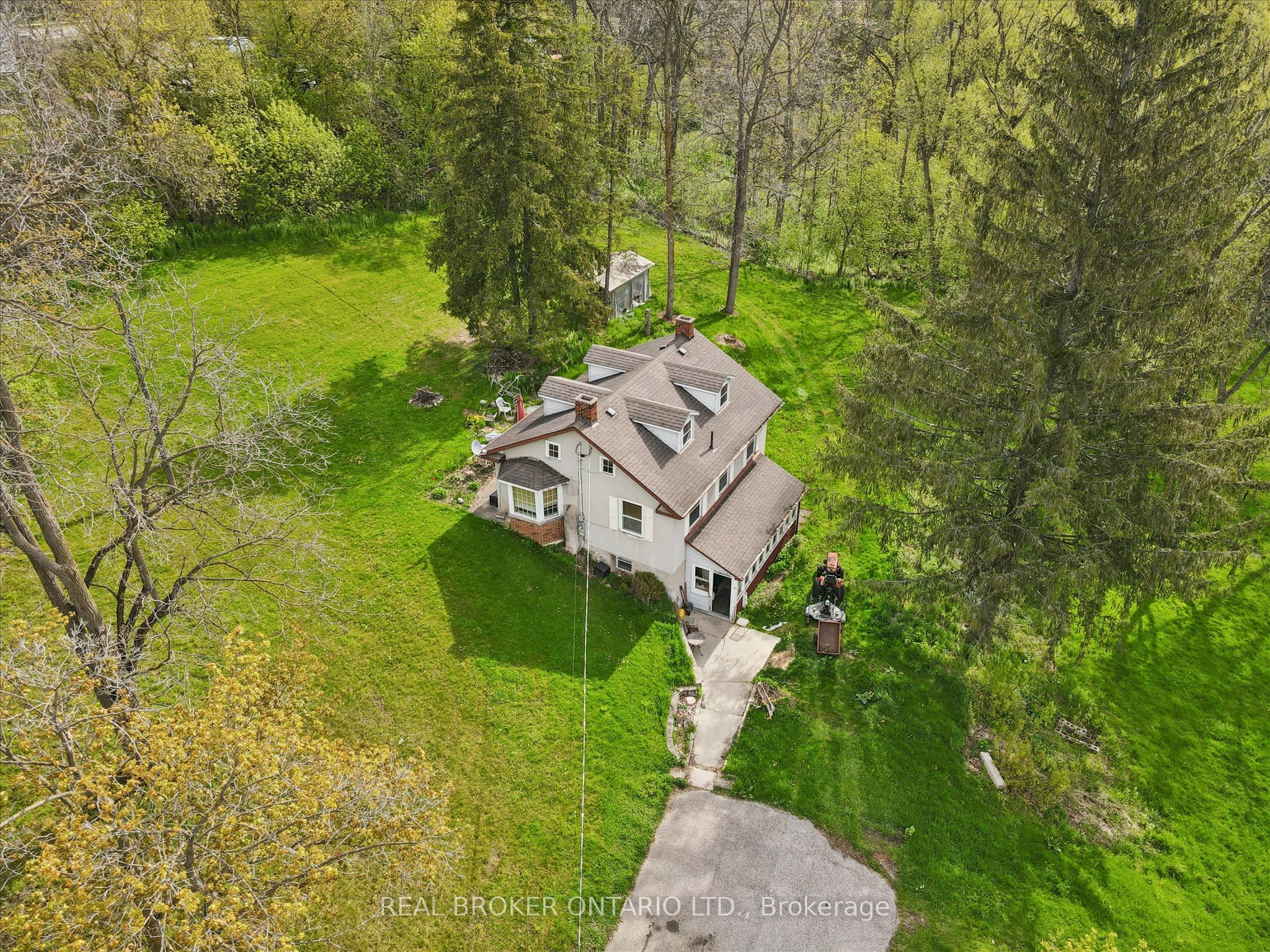 36 Elgin Street E, Woolwich, ON N0B 1N0