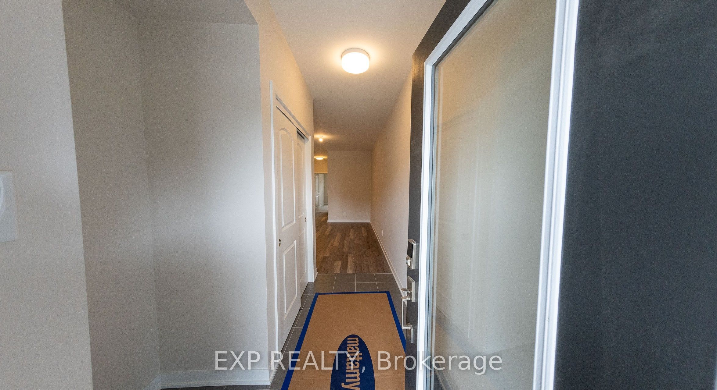 206 Lillian Freiman Private, Barrhaven, ON K2J 6Z8 photo 2