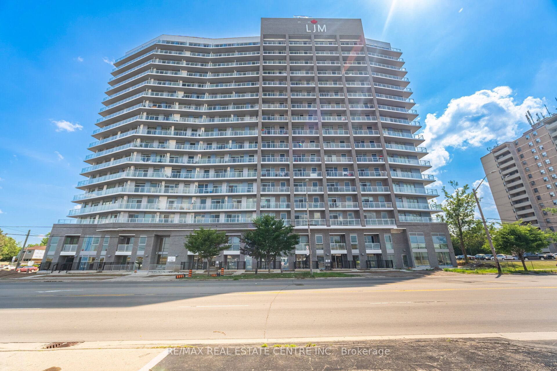 2782 Barton Street E 1608, Hamilton, ON L8E 0L3