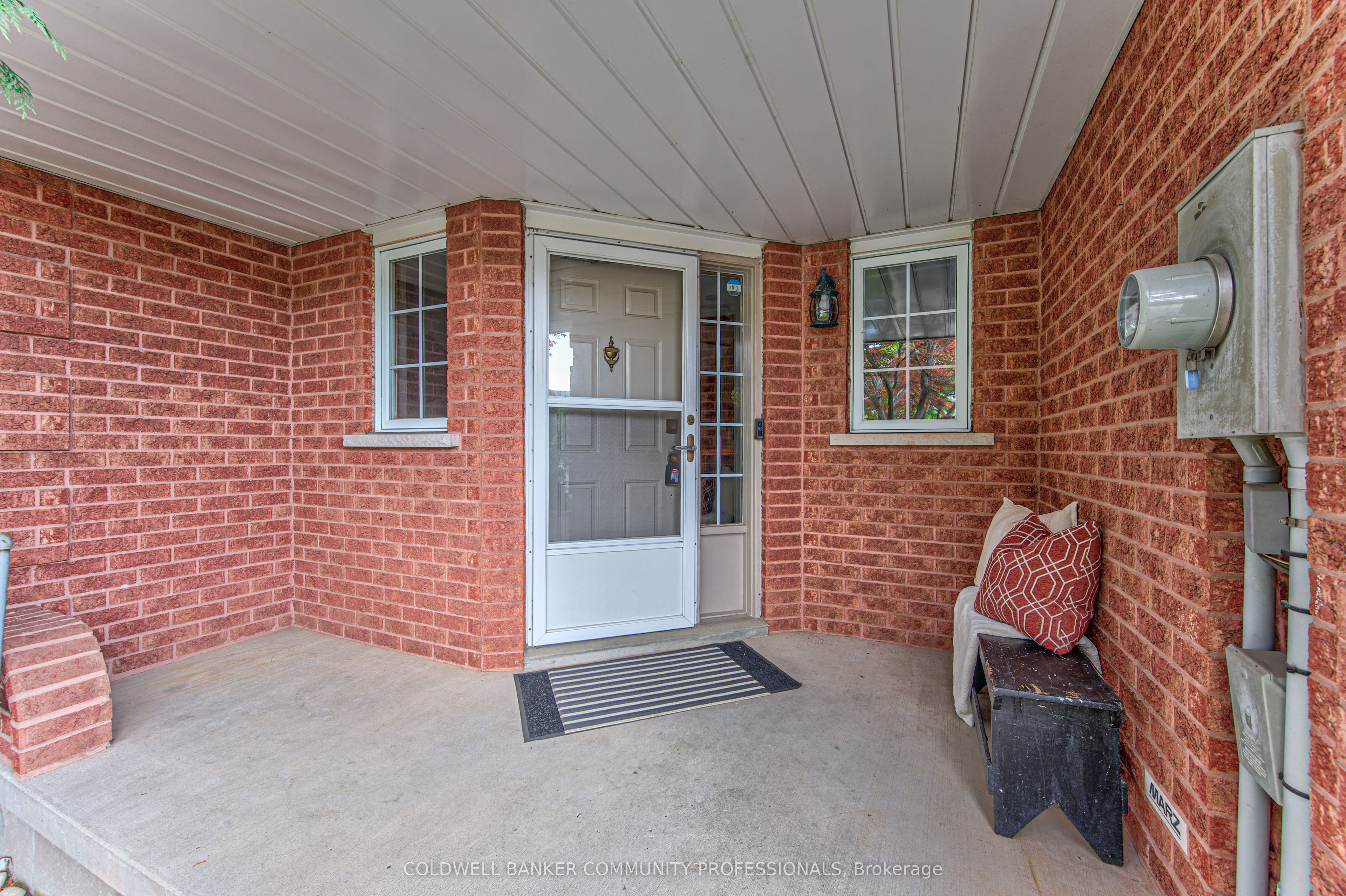 86 Chelsea Crescent, Hamilton, ON L8E 5R8 photo 3