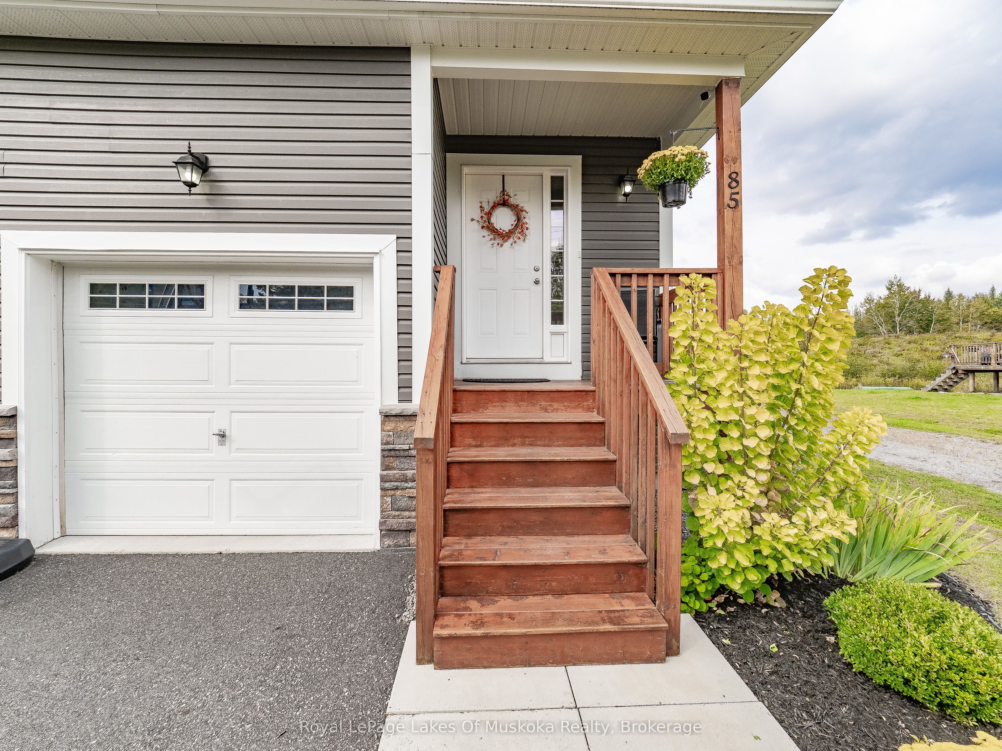 85 Douglas Drive, Bracebridge, ON P1L 0L3 photo 3