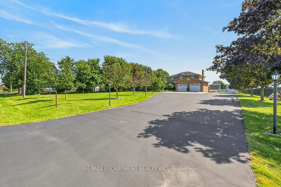 2265 Binbrook Road, Hamilton, ON L0R 1C0 photo 3