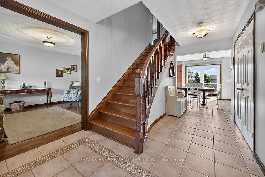 2265 Binbrook Road, Hamilton, ON L0R 1C0 photo 5