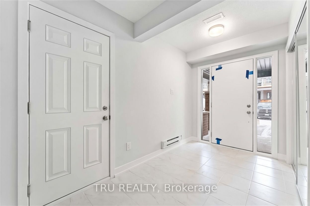 239 Anyolite Private, Barrhaven, ON K2J 7J3 photo 2