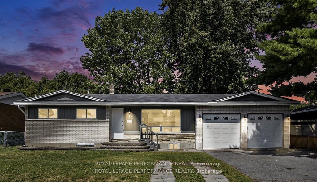 33 Majestic Drive N, South of Baseline to Knoxdale, ON K2G 1C6