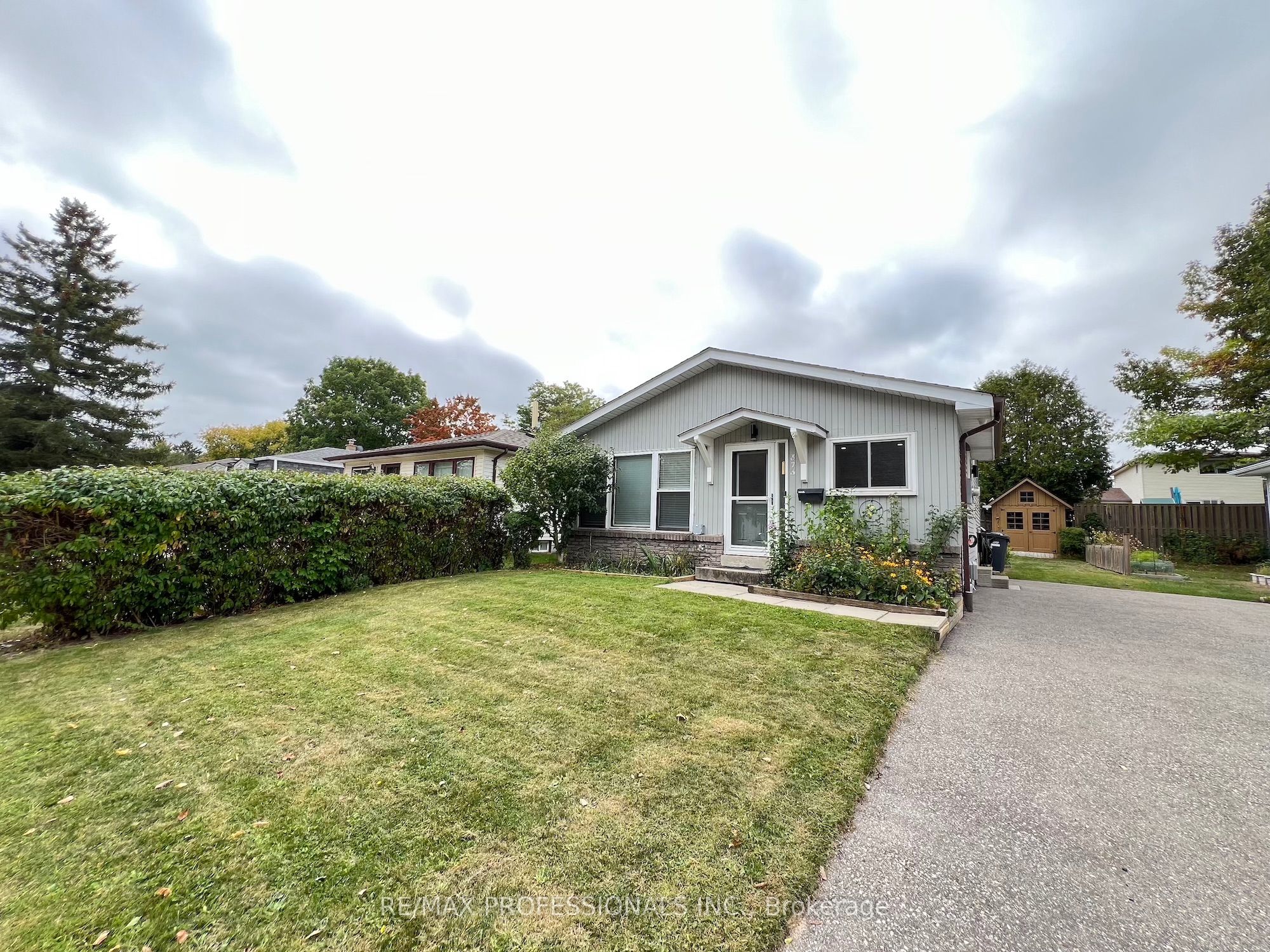 373 West Acres Drive, Guelph, ON N1H 7B3 photo 2