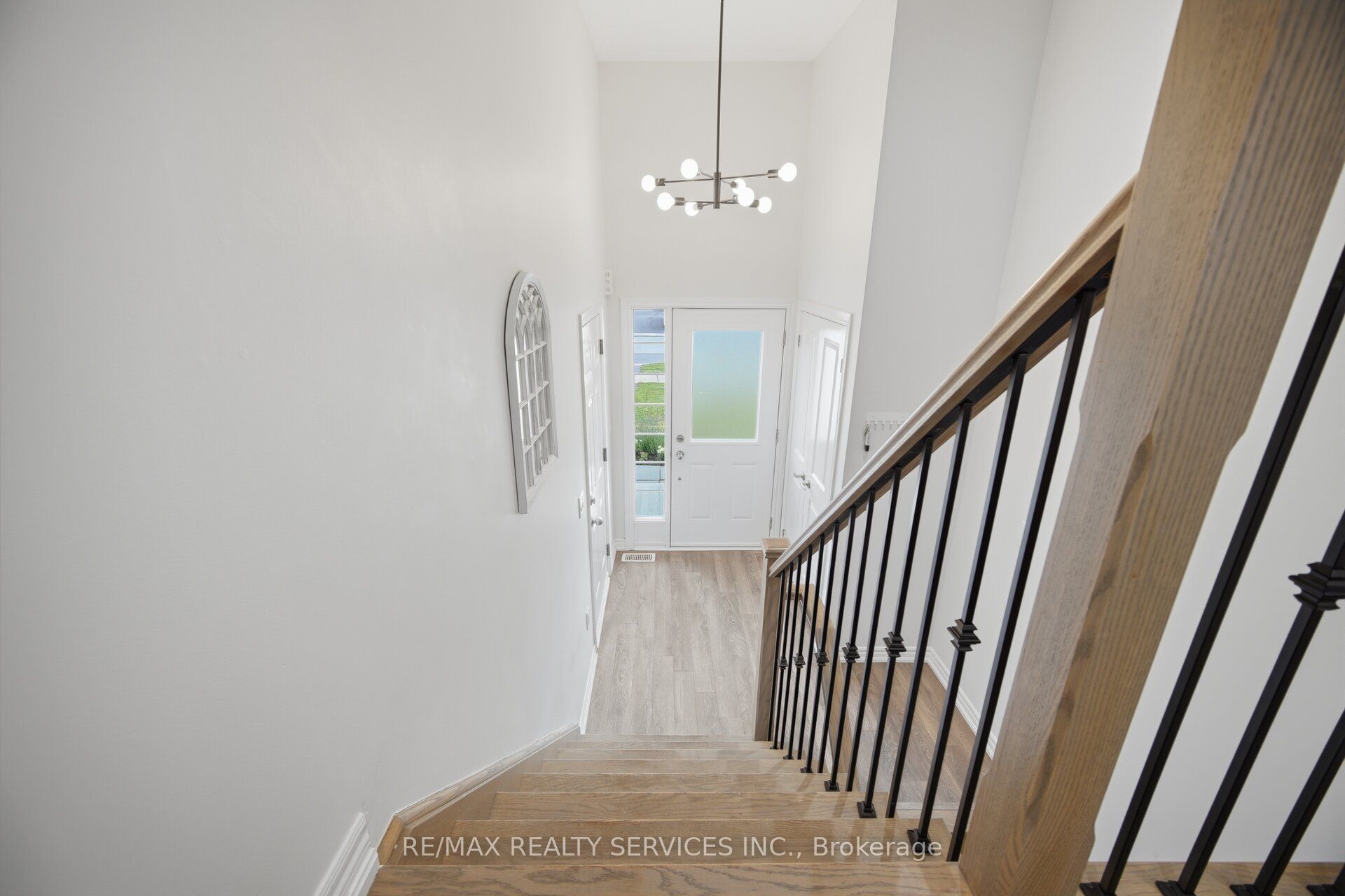 20 TODD Crescent, Southgate, ON N0C 1B0 photo 3