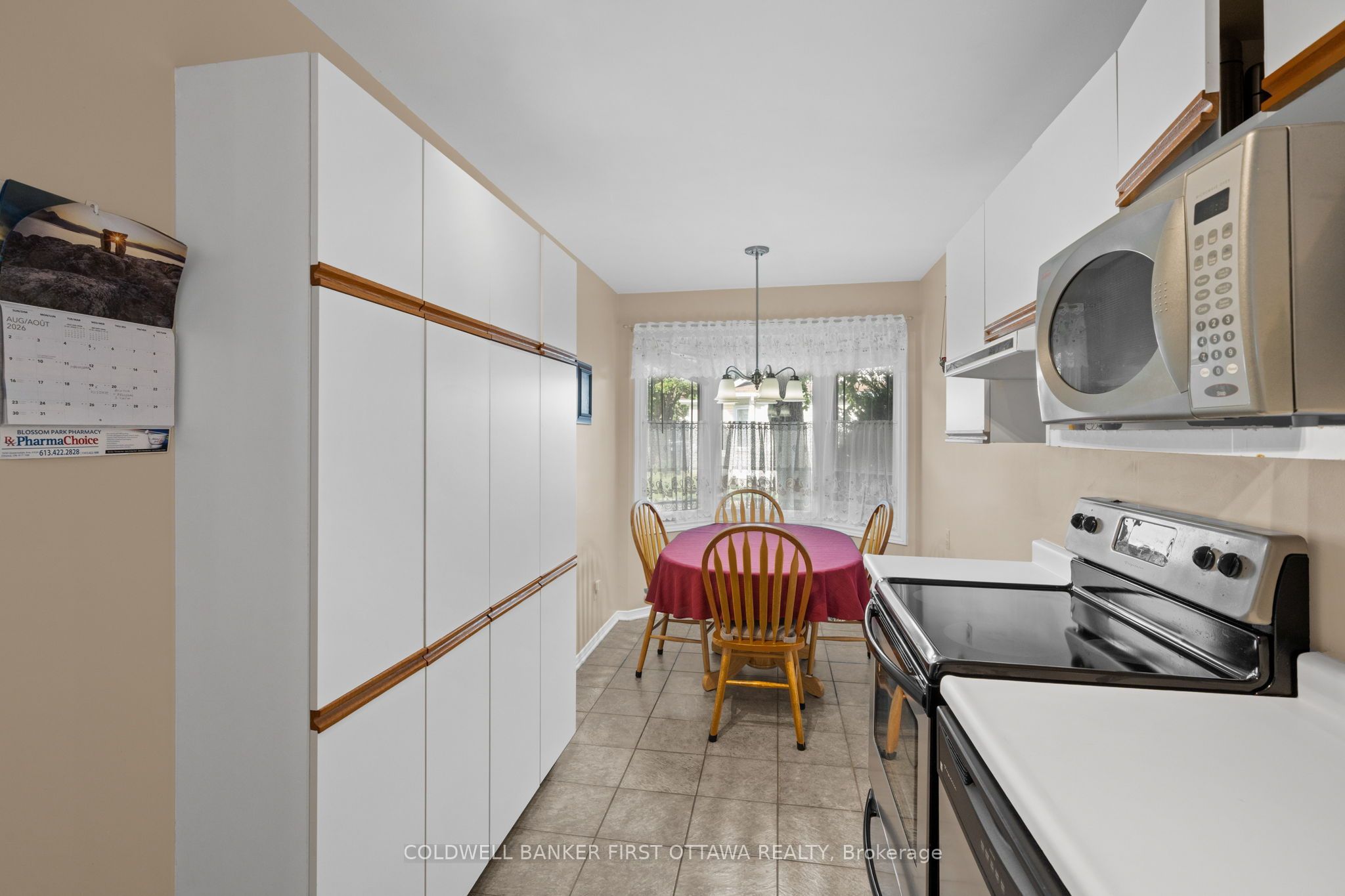 3004 VICTORIA HEIGHTS Crescent, Blossom Park - Airport and Area, ON K1T 3M7 photo 5