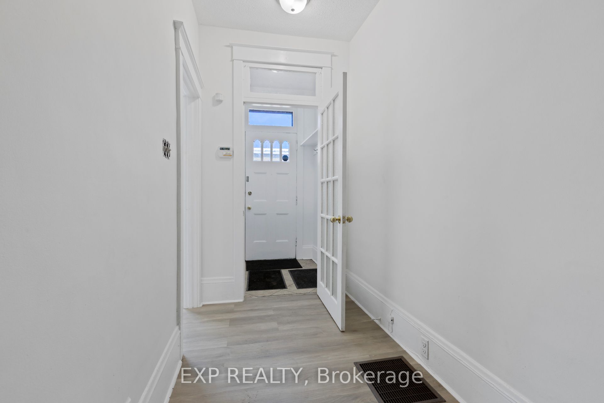 292-294 Clarence Street, Lower Town - Sandy Hill, ON K1N 5R3 photo 4