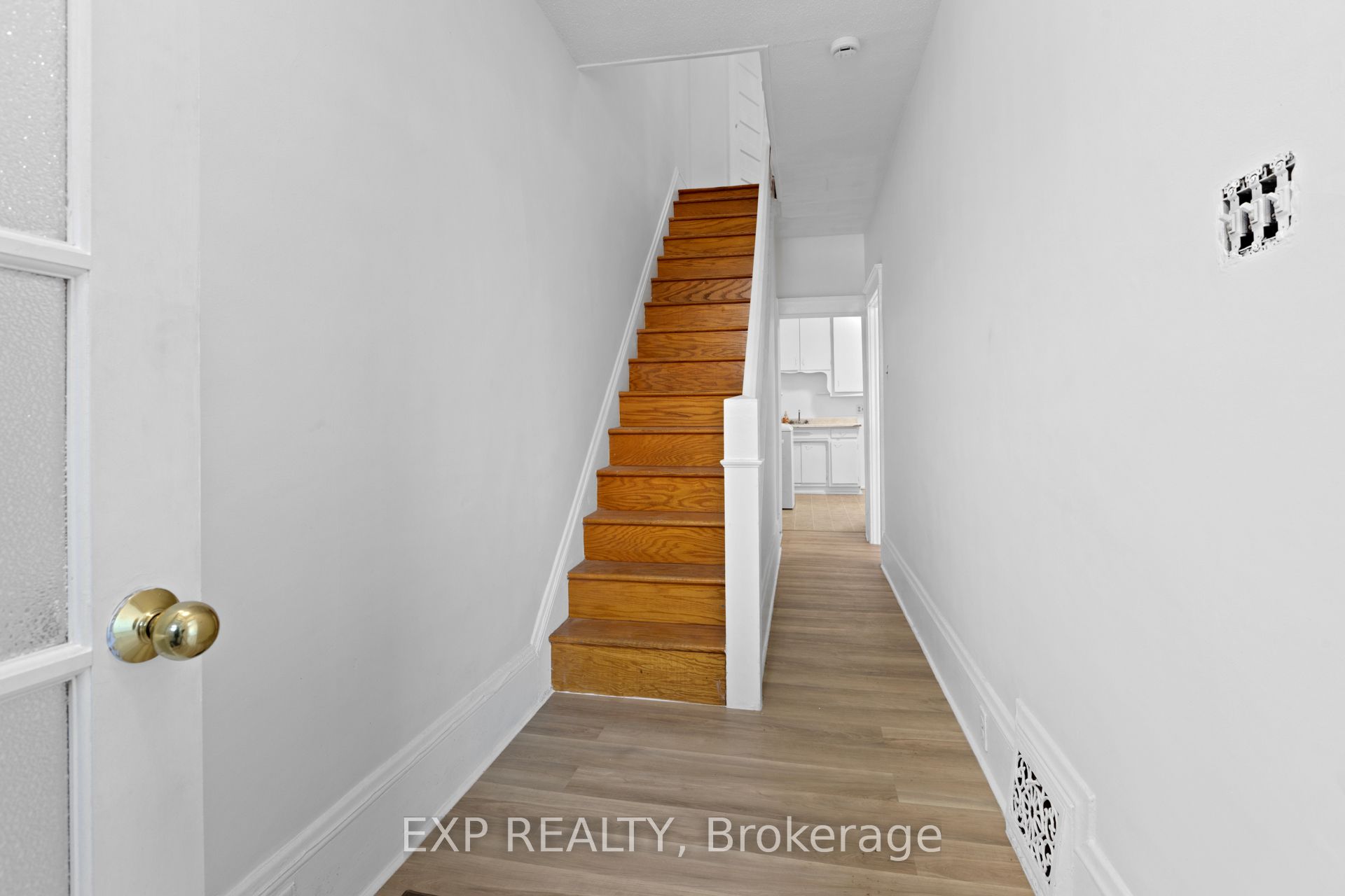 292-294 Clarence Street, Lower Town - Sandy Hill, ON K1N 5R3 photo 5