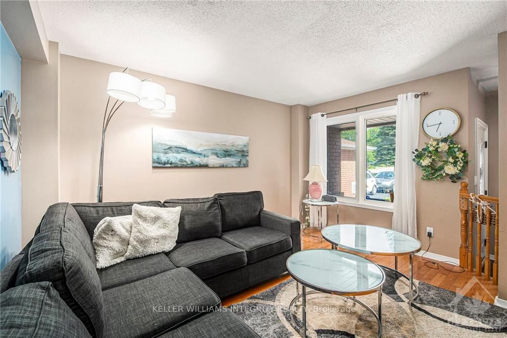 429 WINCANTON Drive, Orleans - Cumberland and Area, ON K4A 3X9 photo 4
