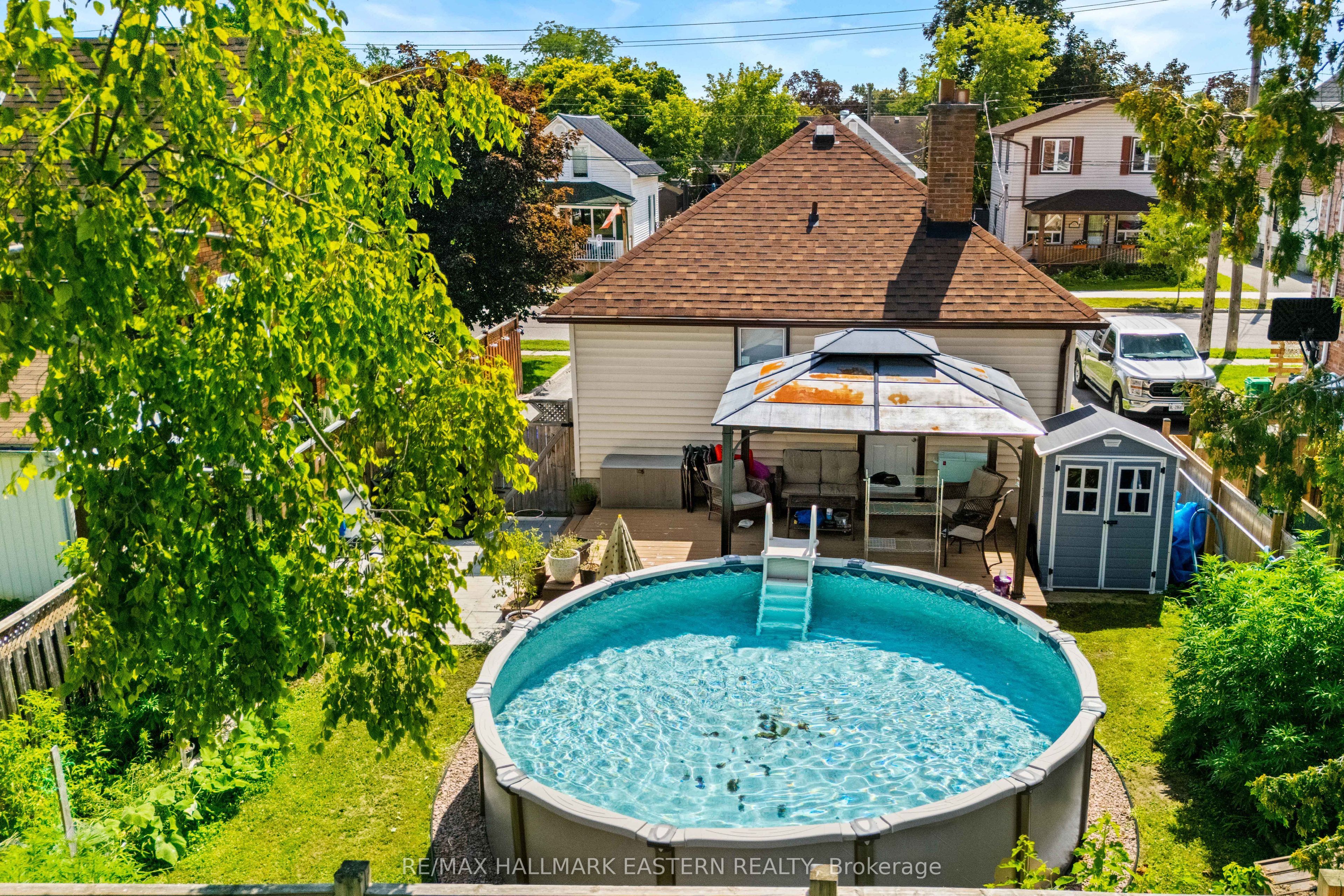 420 Edison Avenue, Peterborough, ON K9J 4G3 photo 3