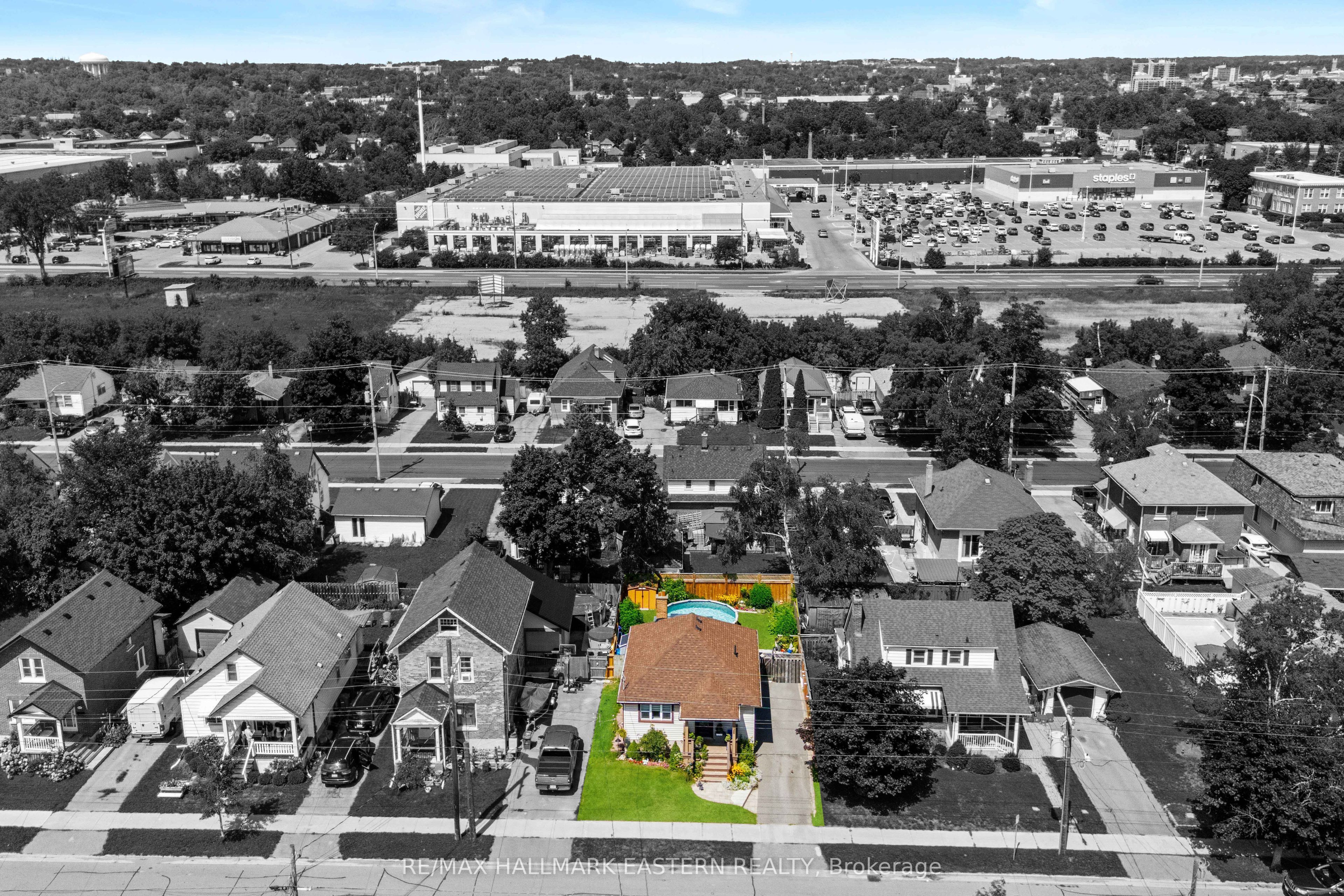 420 Edison Avenue, Peterborough, ON K9J 4G3 photo 4