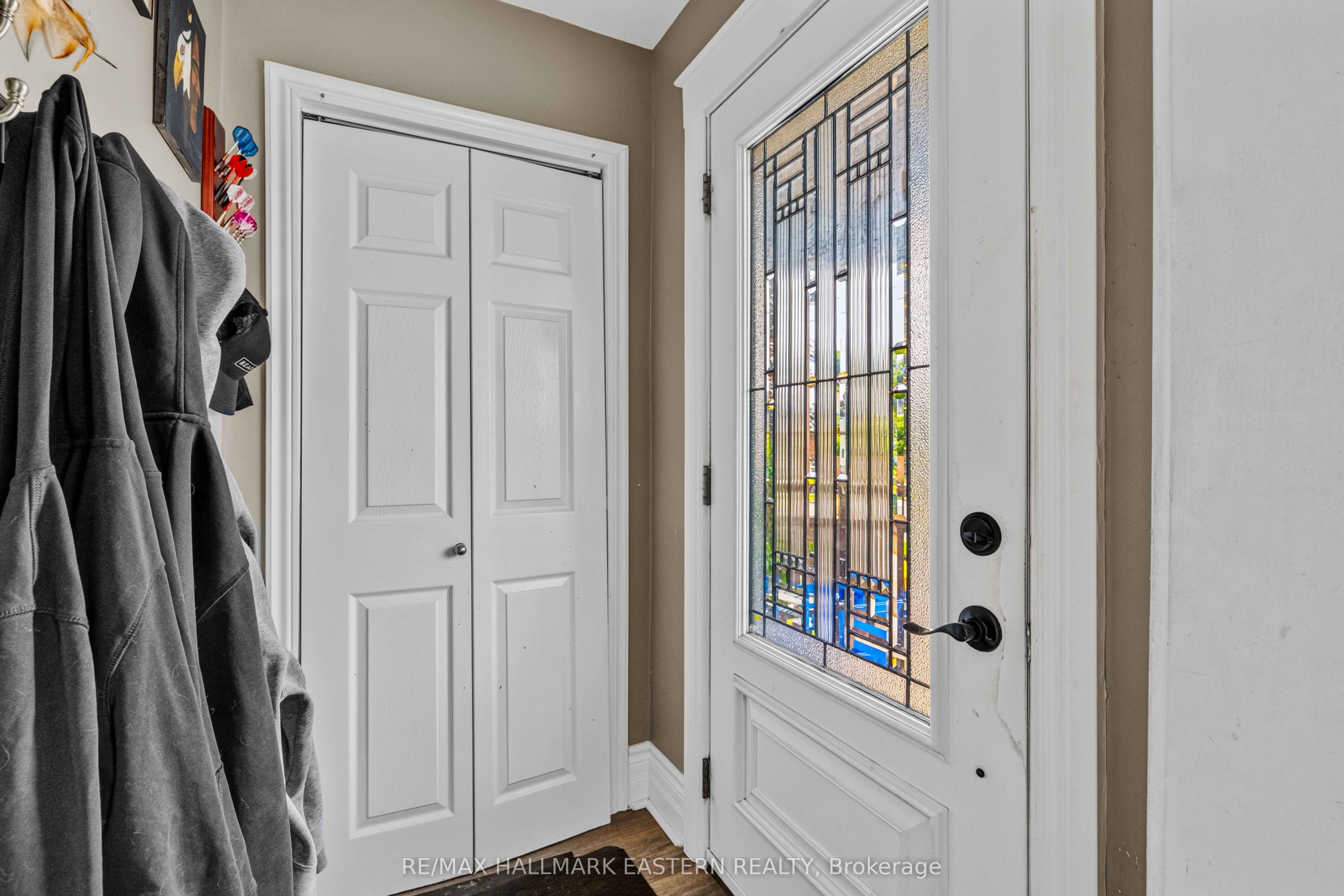 420 Edison Avenue, Peterborough, ON K9J 4G3 photo 5