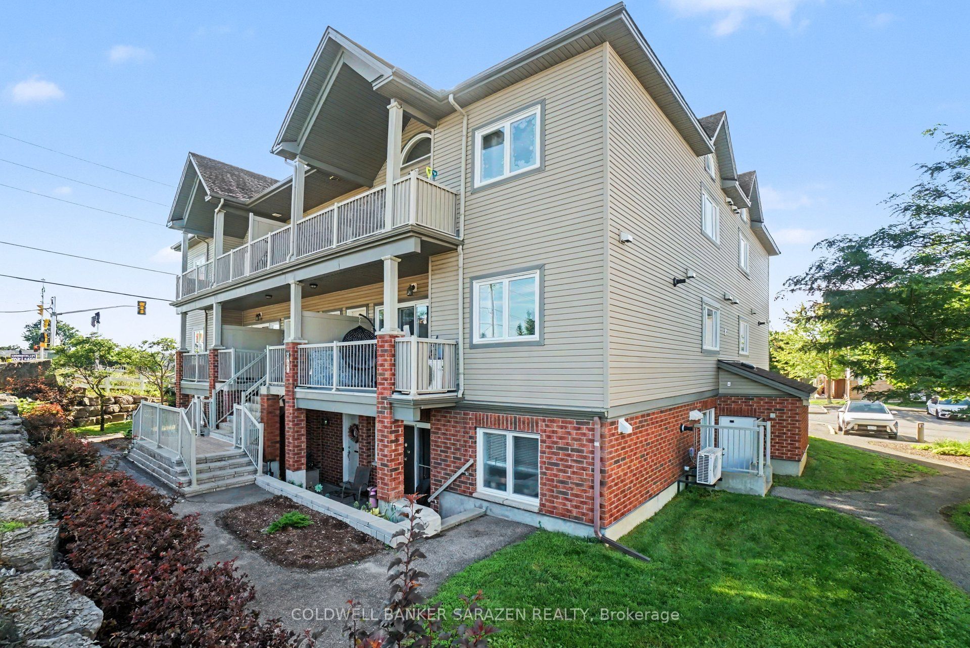 920 White Alder Avenue D, Blossom Park - Airport and Area, ON K1T 0K5 photo 2
